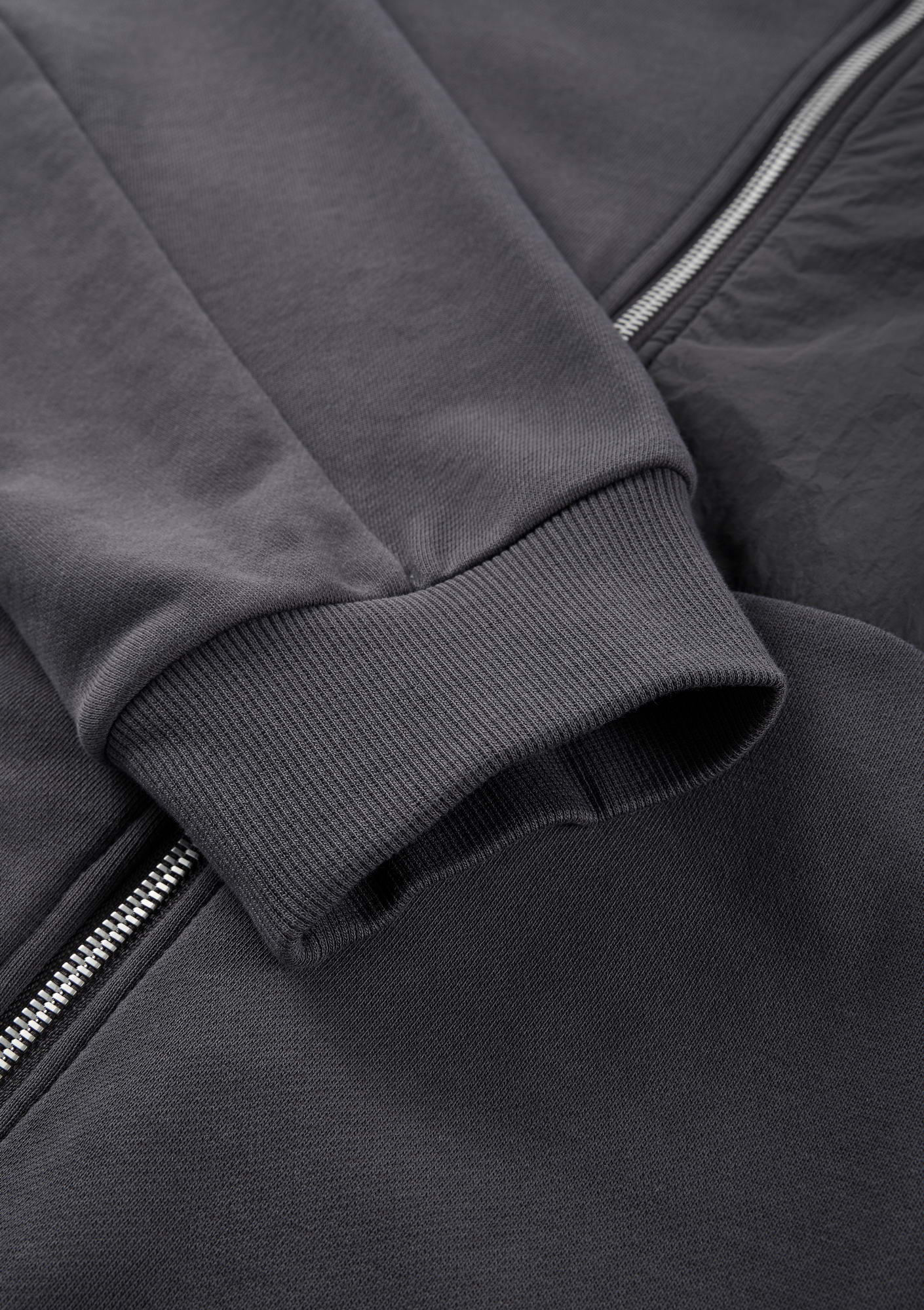 FRISSON Zip Hoodie Fu121