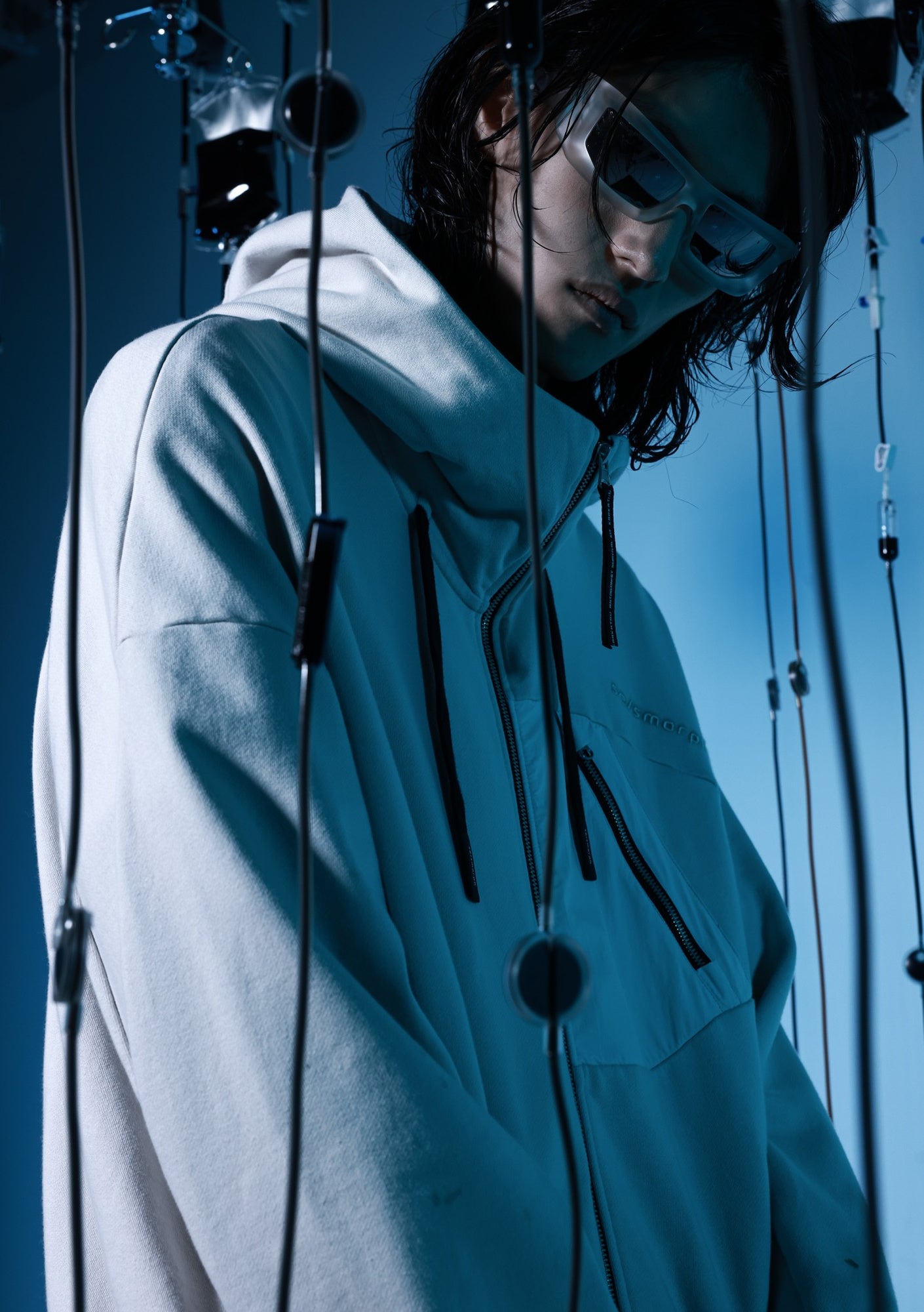 FRISSON Zip Hoodie