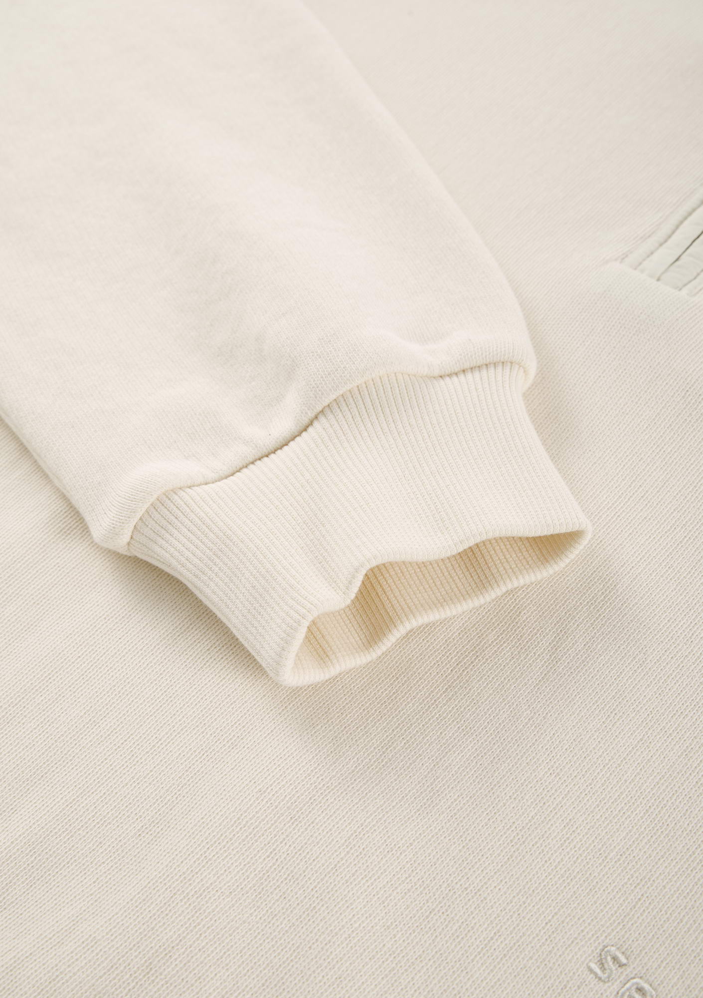 FRISSON Half-Zip Sweatshirt Fw123