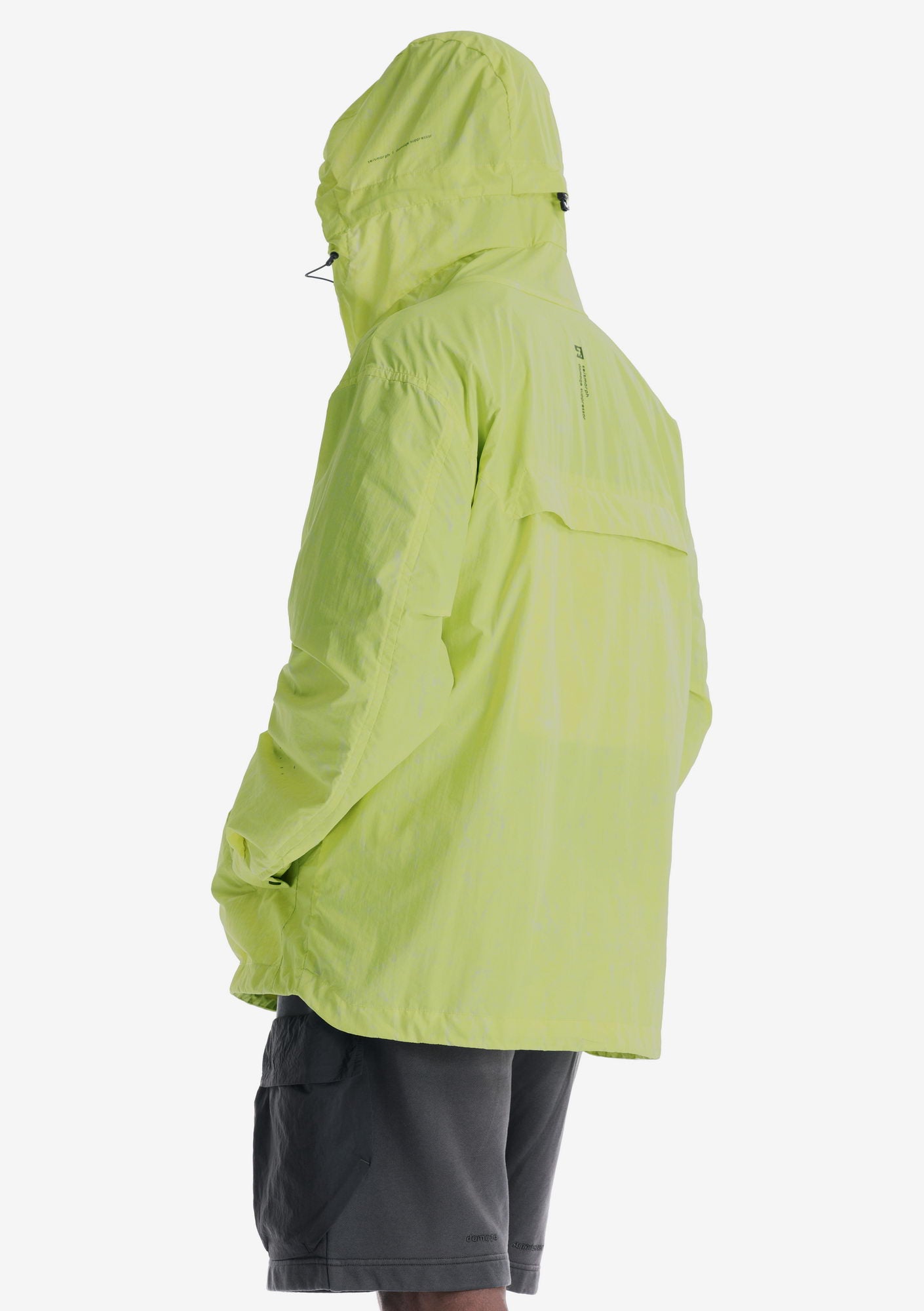 AERON Lightweight Anorak Nu82
