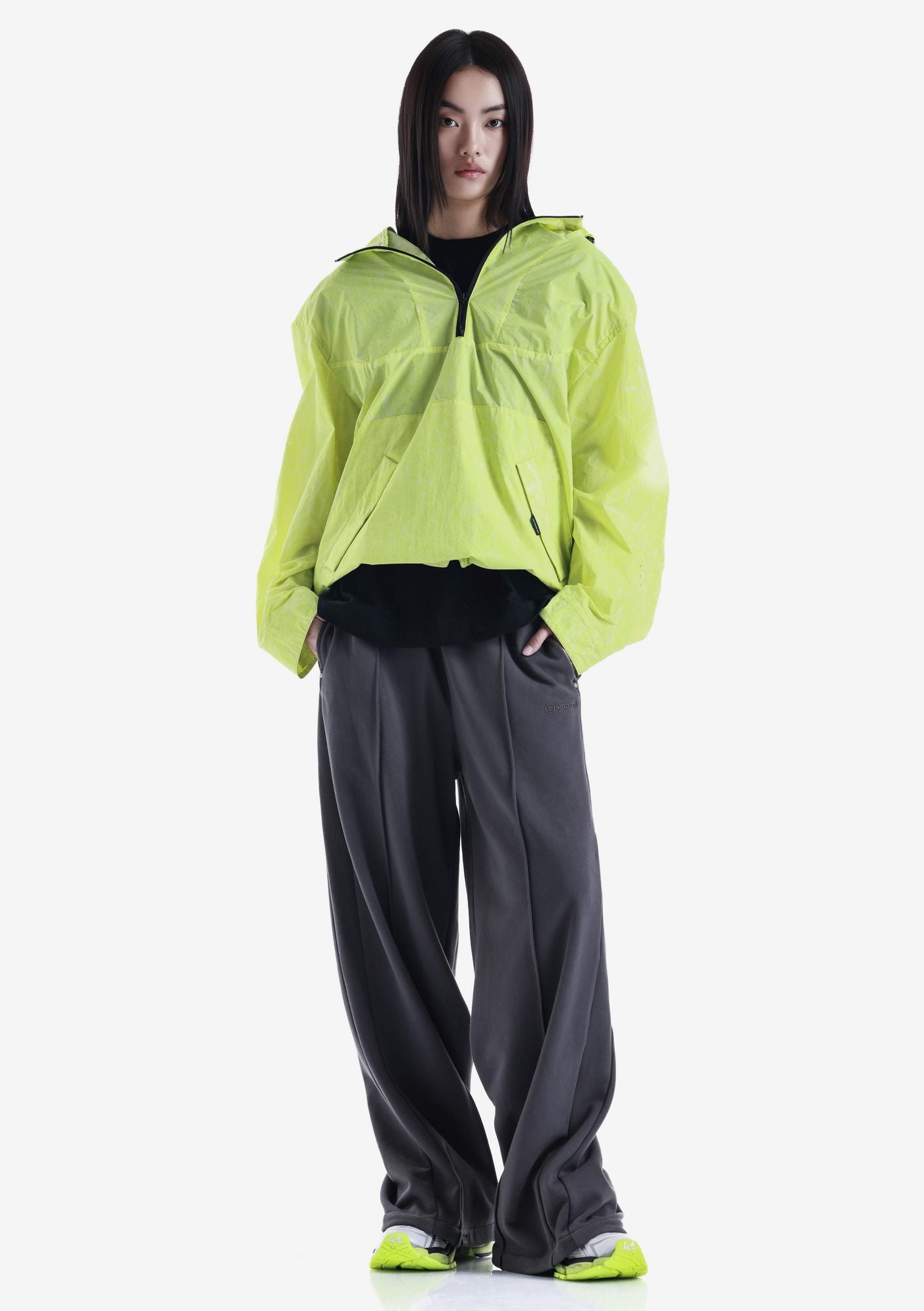 AERON Lightweight Anorak Nu82