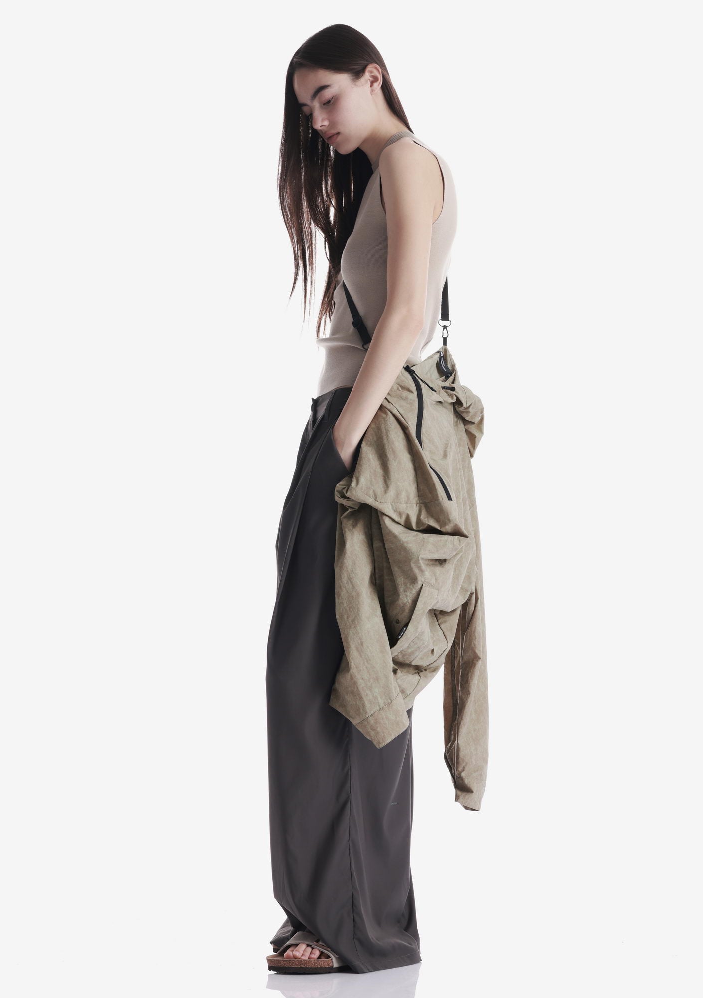 AERON Lightweight Anorak Nu82