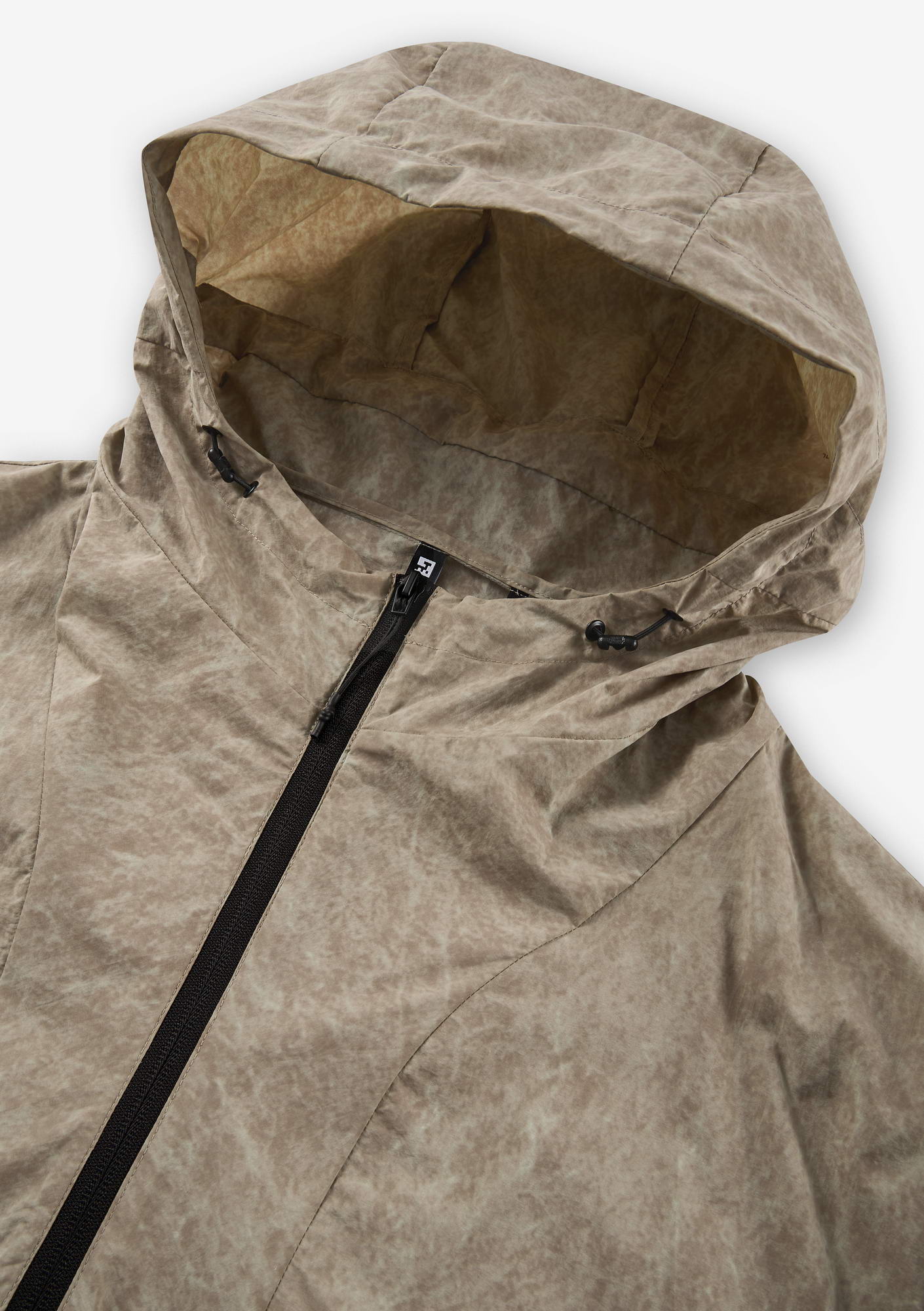 AERON Lightweight Anorak Nu82