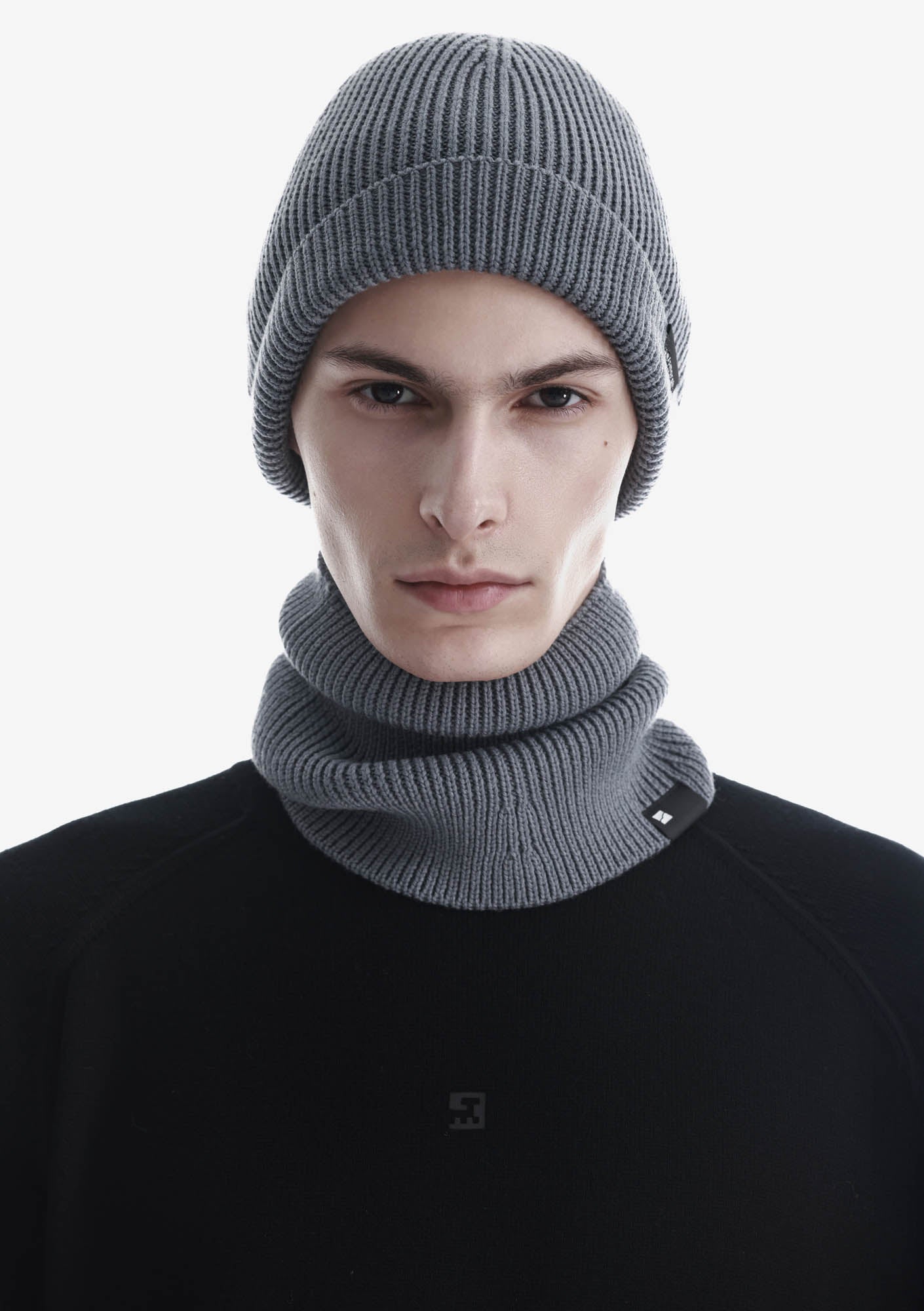 Bonnet en laine Pu104