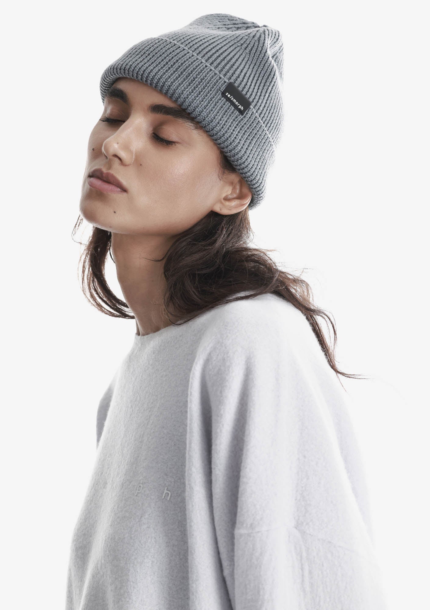 Bonnet en laine Pu104