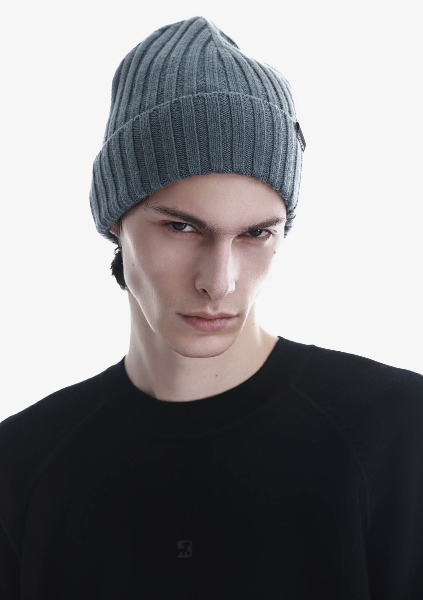 Bonnet en laine Pu106