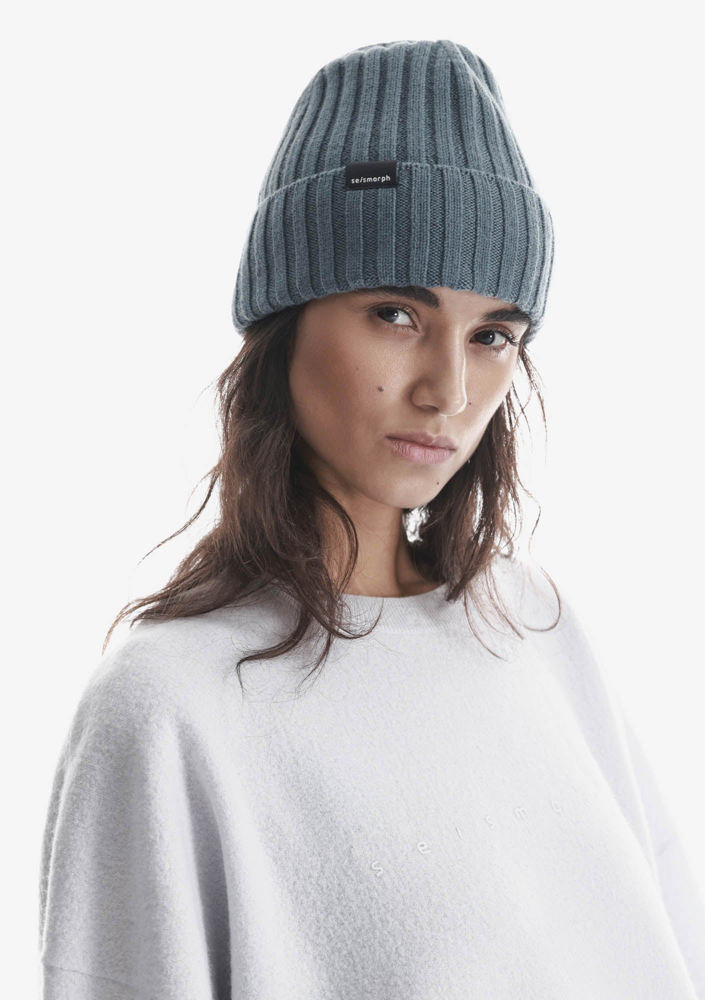 Bonnet en laine Pu106