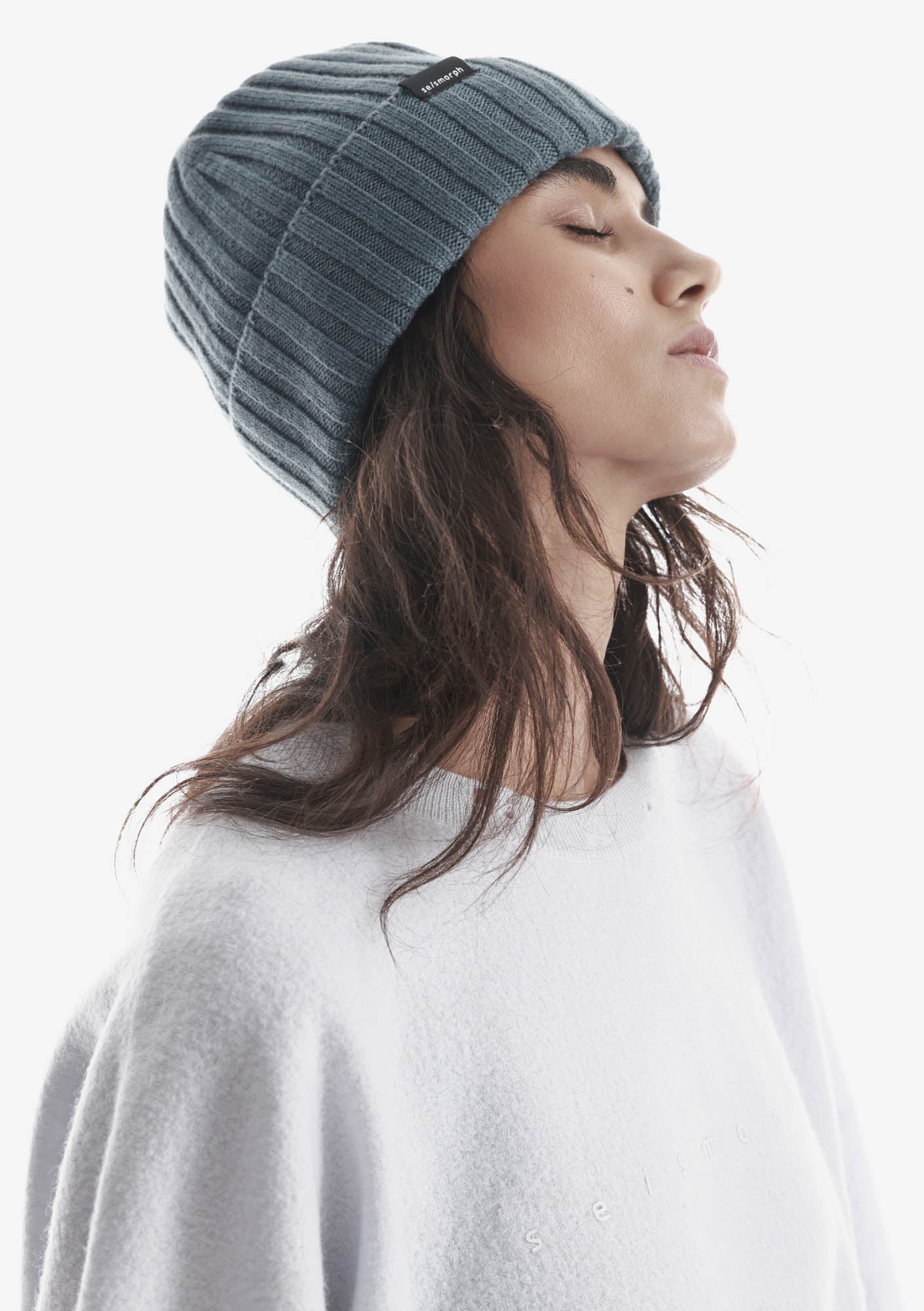 Bonnet en laine Pu106