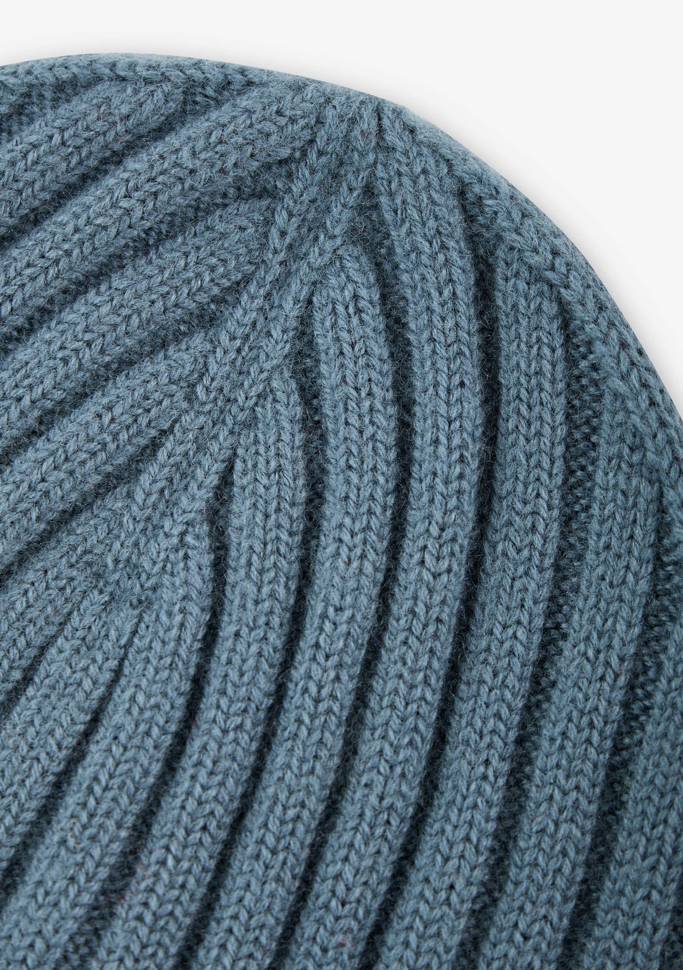 Bonnet en laine Pu106