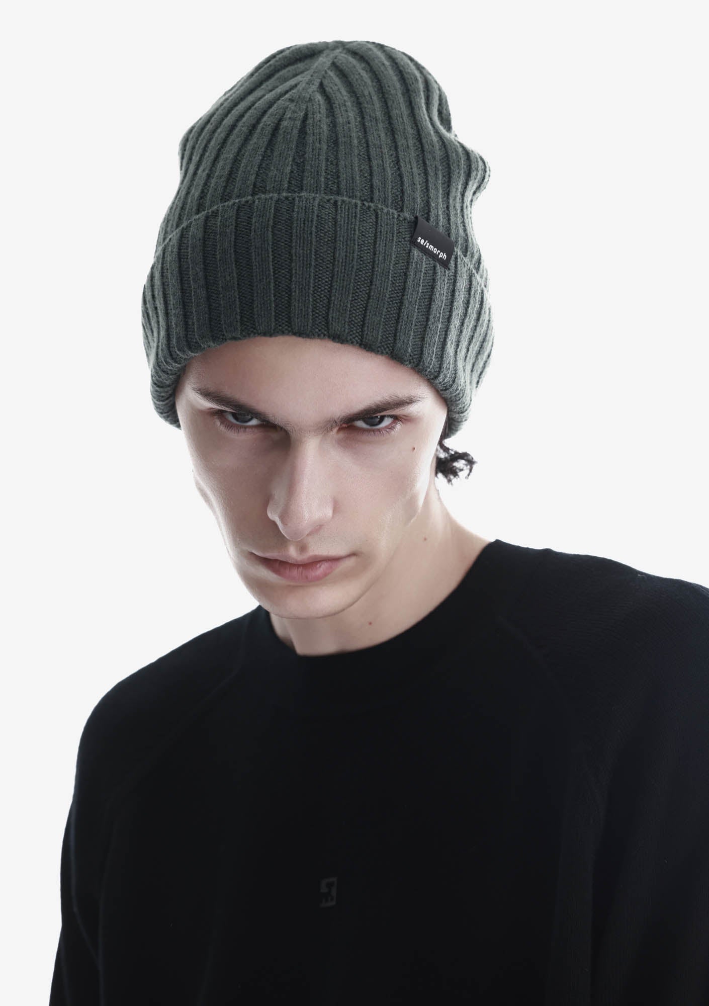 Bonnet en laine Pu106