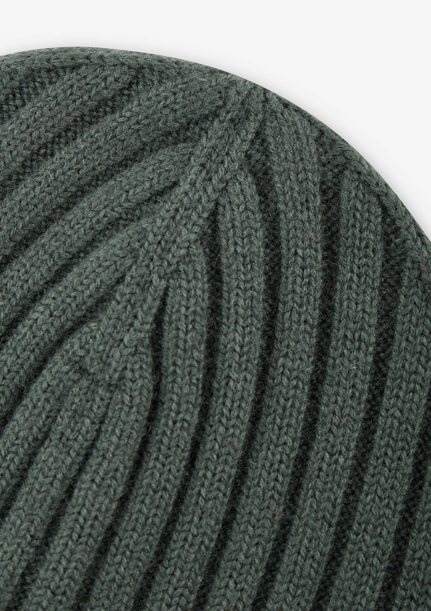 Bonnet en laine Pu106