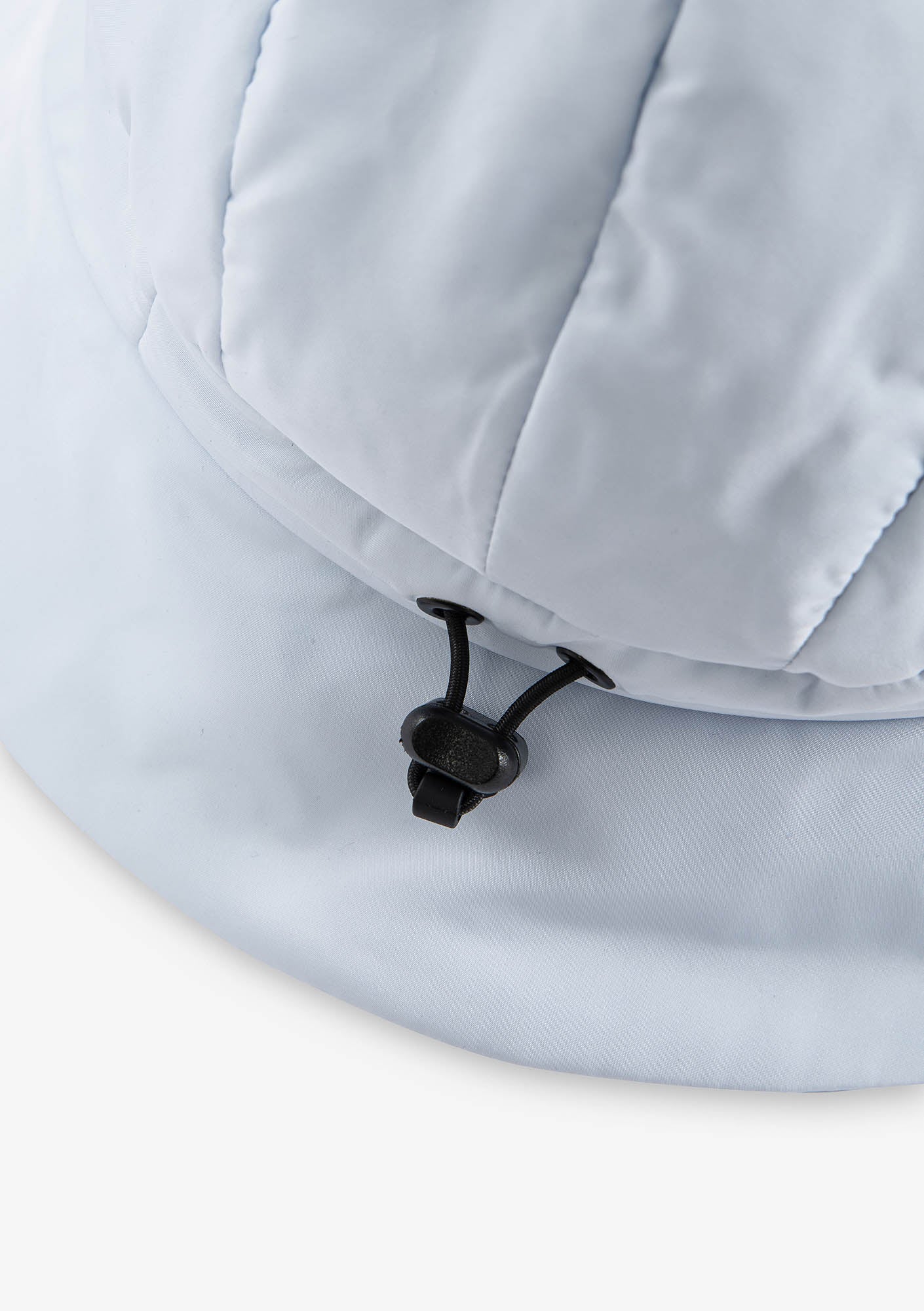 Bob en tissu matelassé Pu86