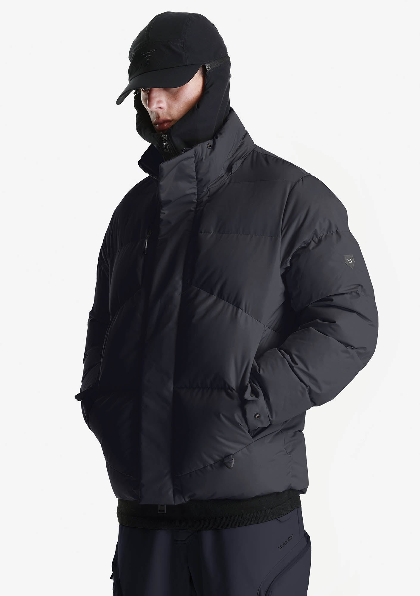 AITKEN Waterproof Short Puffer Jacket Qm440-1