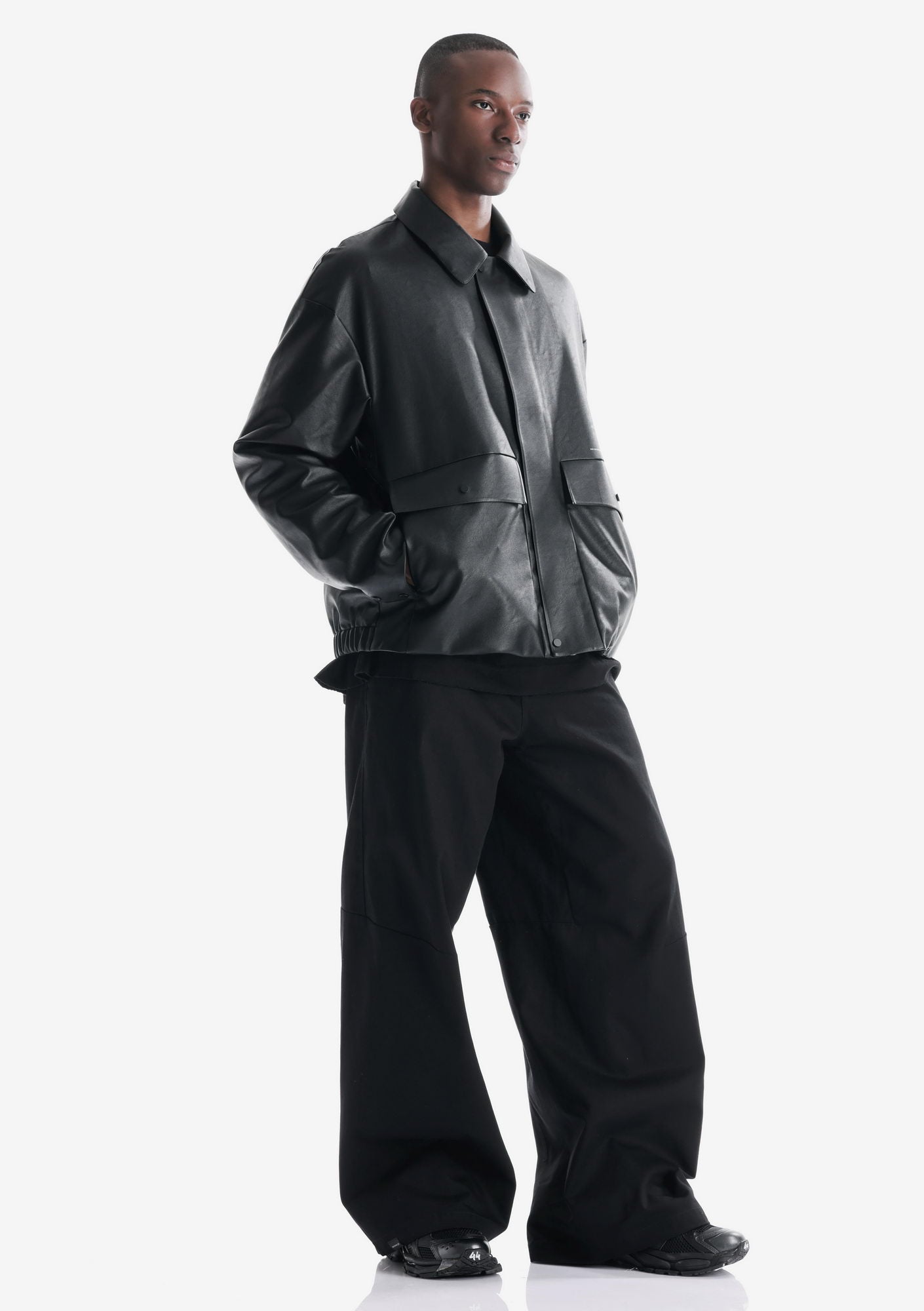 RUANG Faux Leather Jacket Qm566