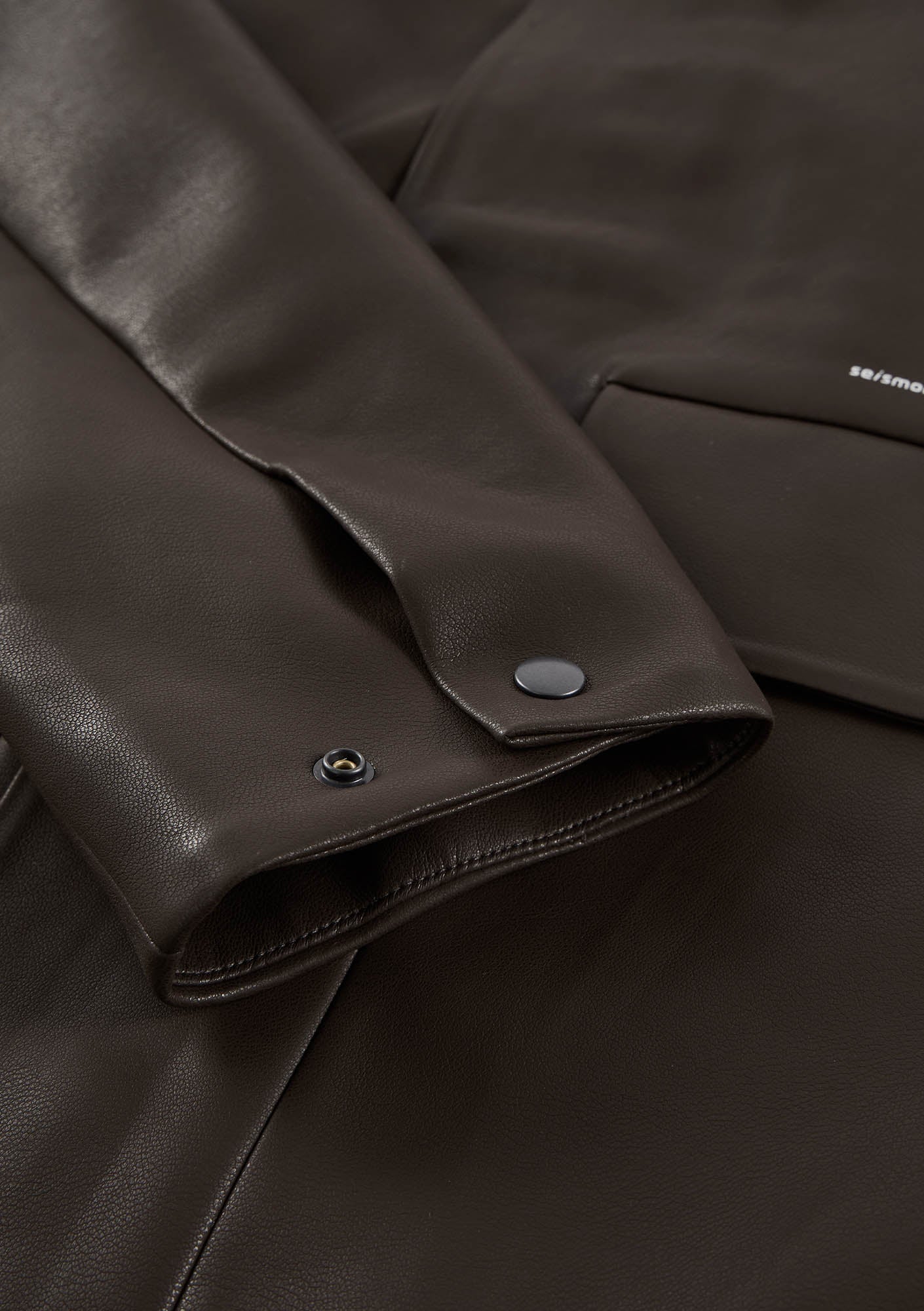 RUANG Faux Leather Jacket Qm566