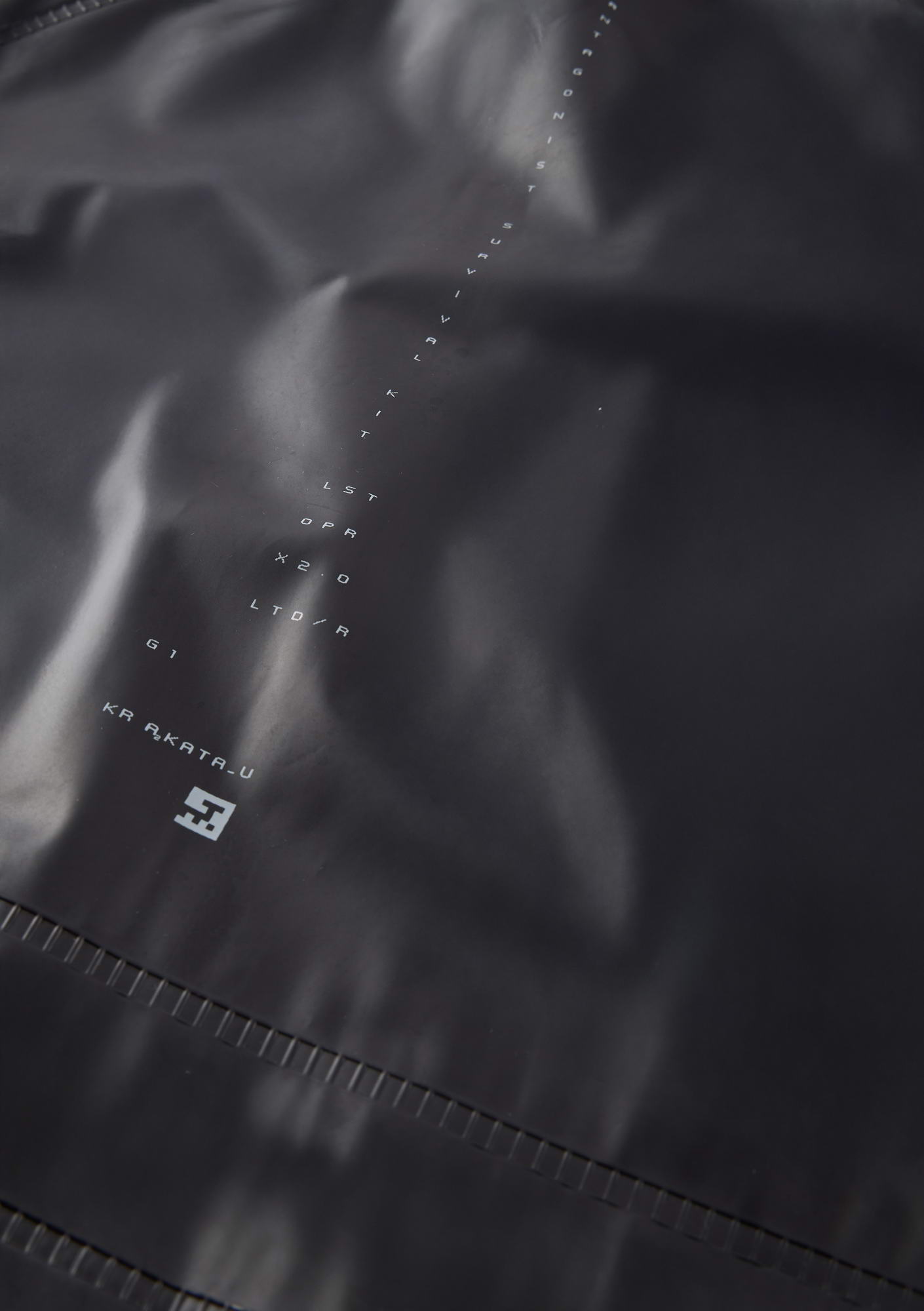 TETHYS Welded Transformable Raincoat Qu575