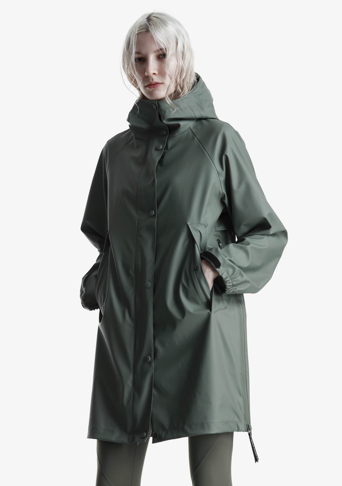 MENTAT Mid-Length Welded Raincoat Qw458-57
