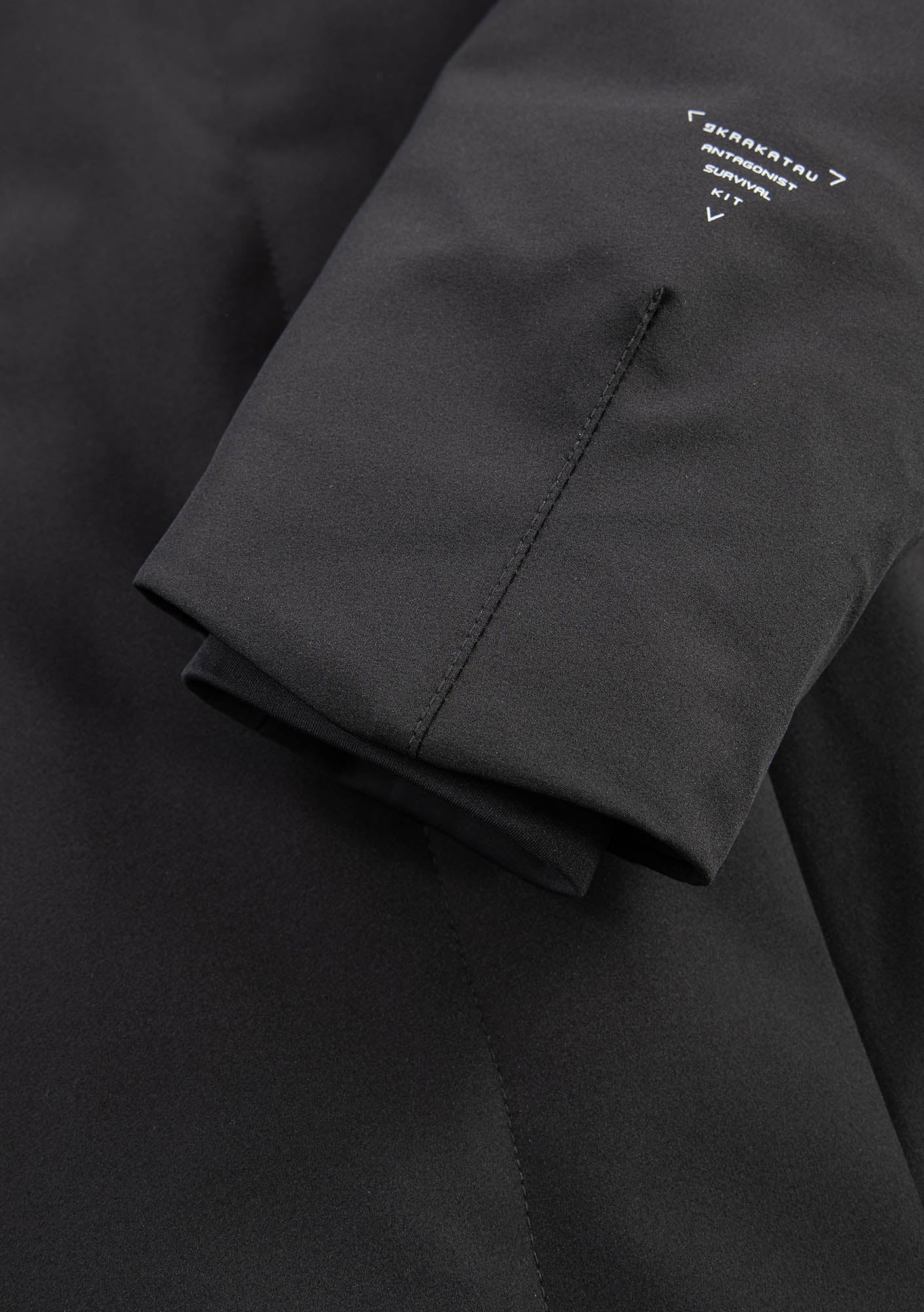 GAIA Technical Fabric Long Parka Qw534