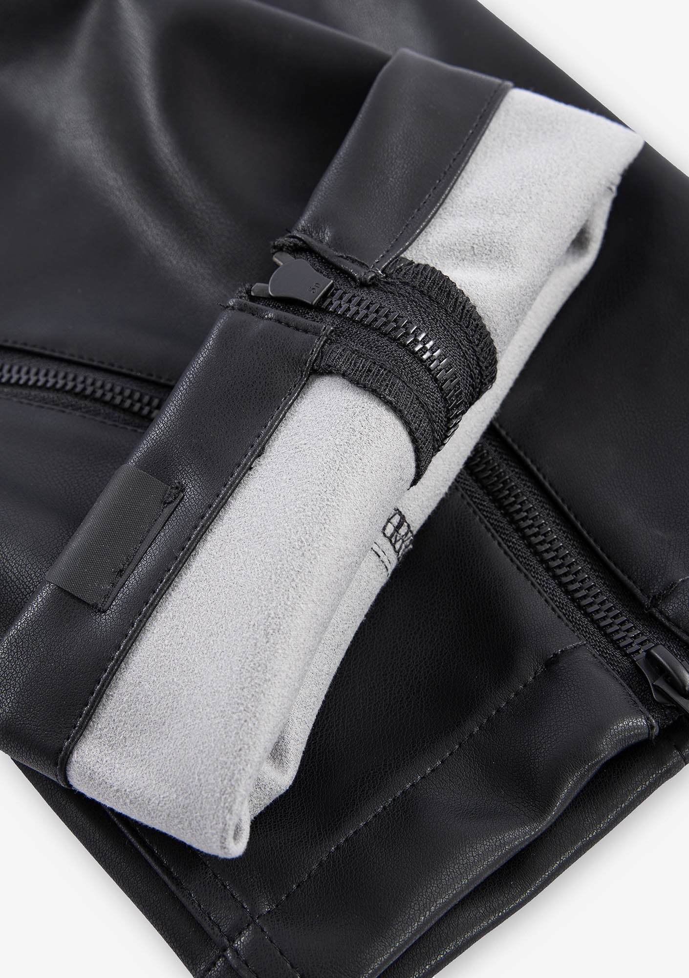 VINT Hose aus Kunstleder Rm216
