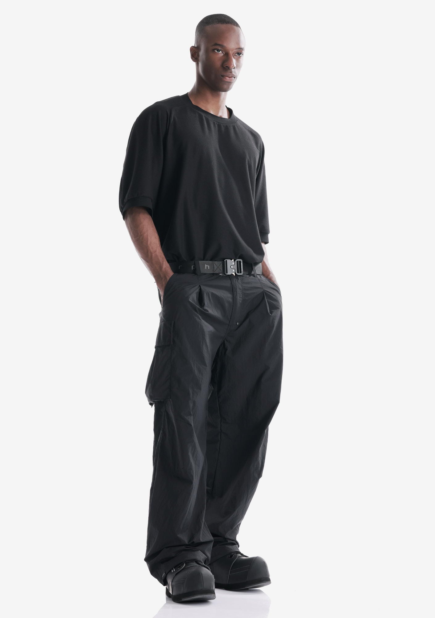 VANTH Loose Fit Cargo Pants Rm230