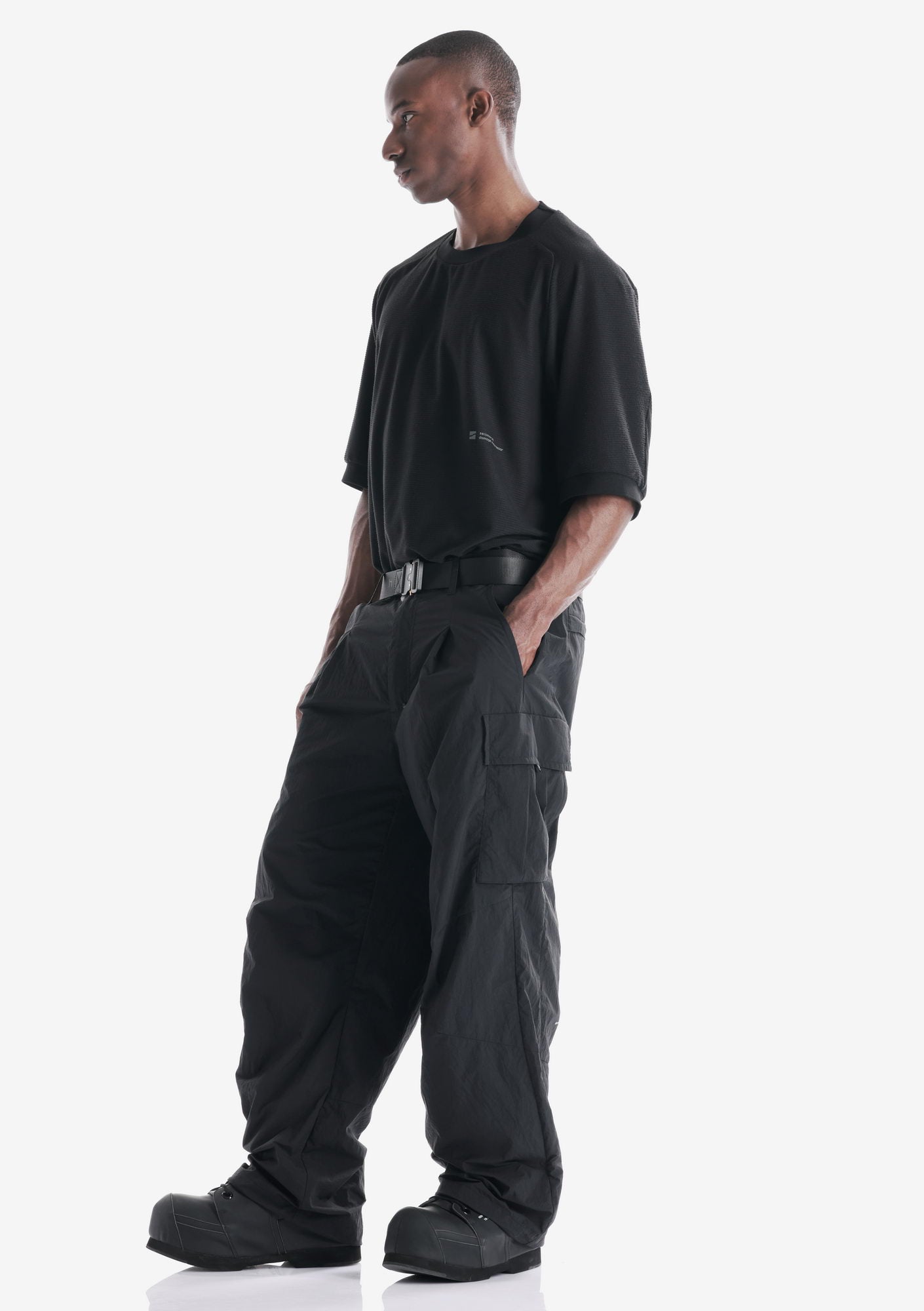 VANTH Loose Fit Cargo Pants Rm230