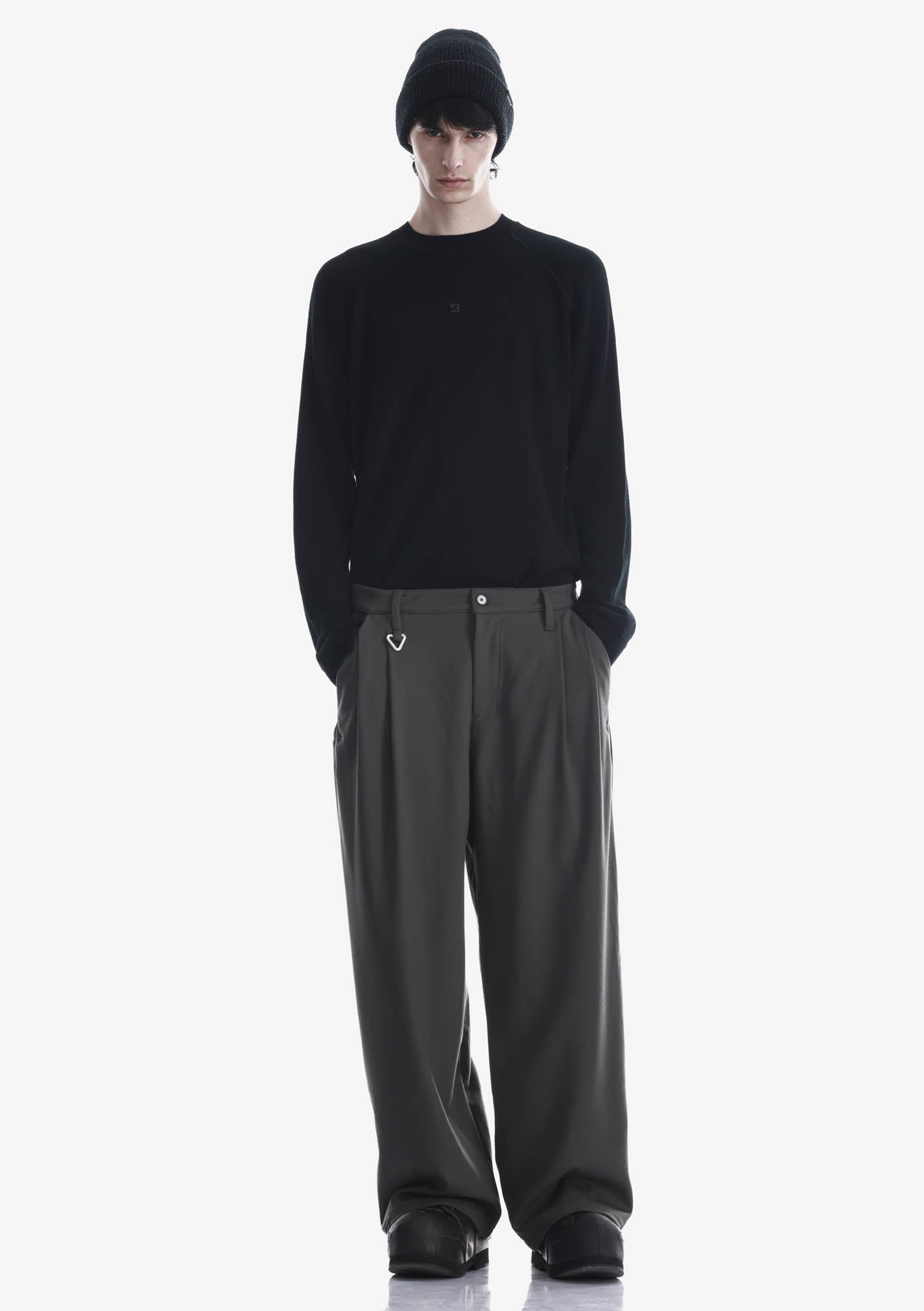 MAGNA Pantalon large en laine Rm241