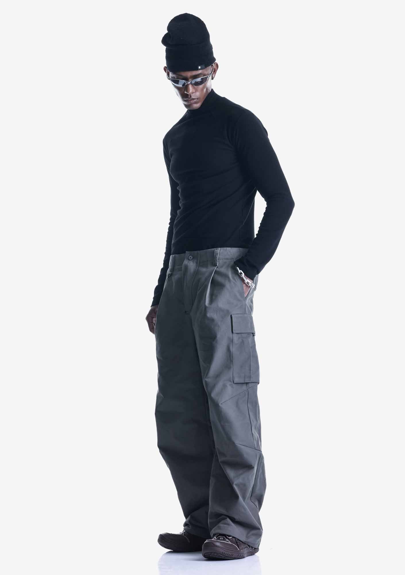 VANTHLoose Fit Cargo Pants Rm243