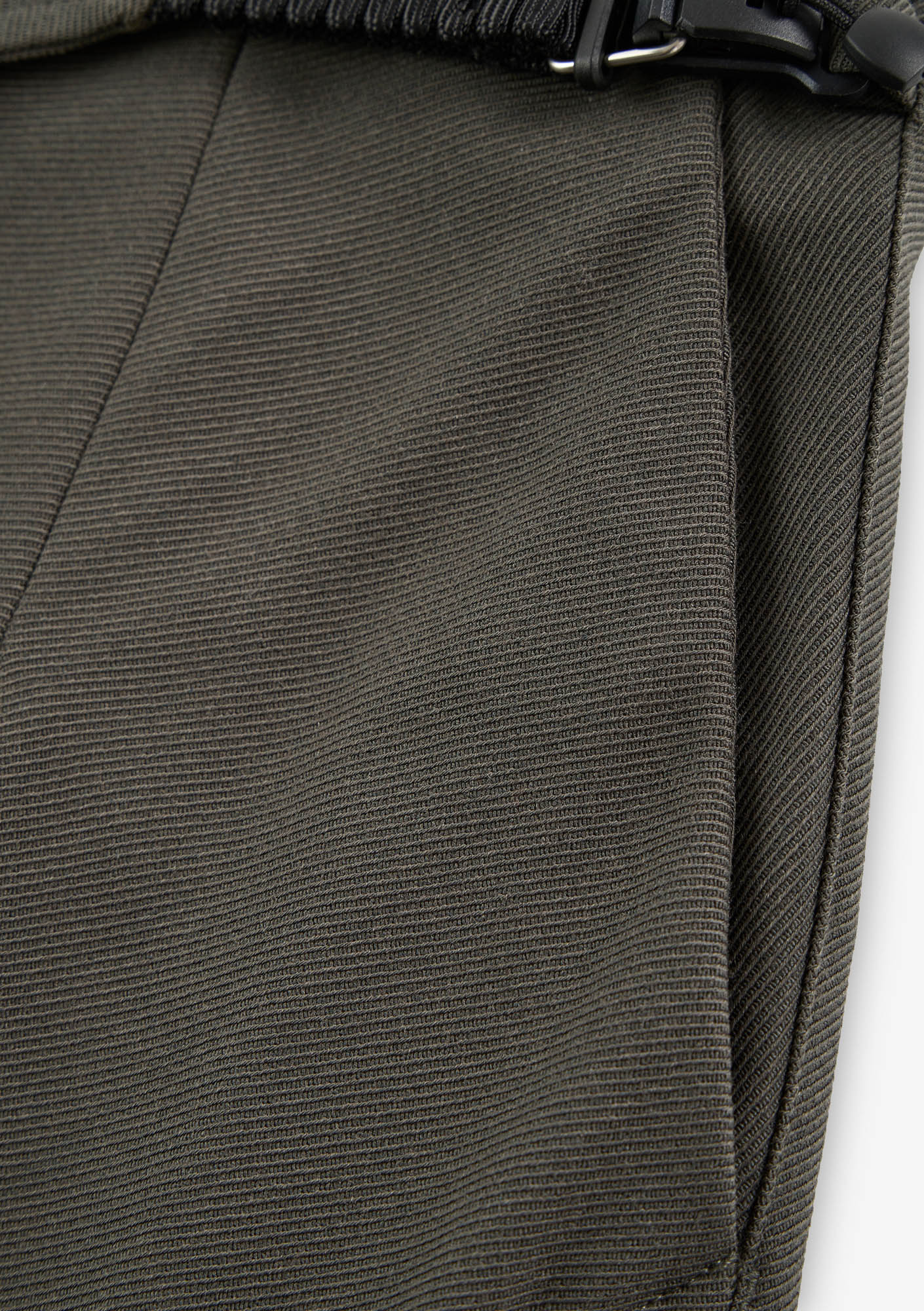 MAGNA Pantalon en laine Rw245