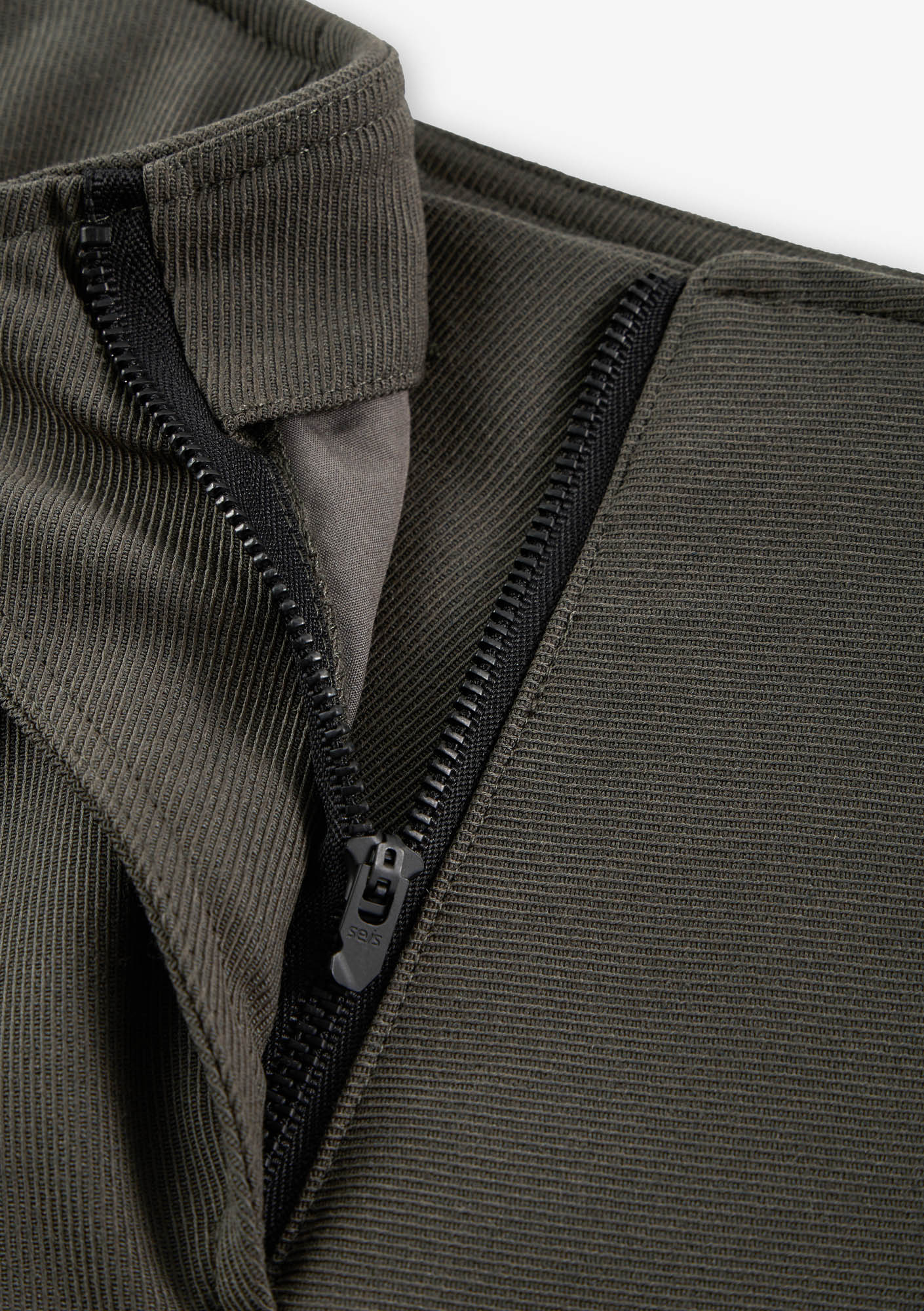 MAGNA Pantalon en laine Rw245