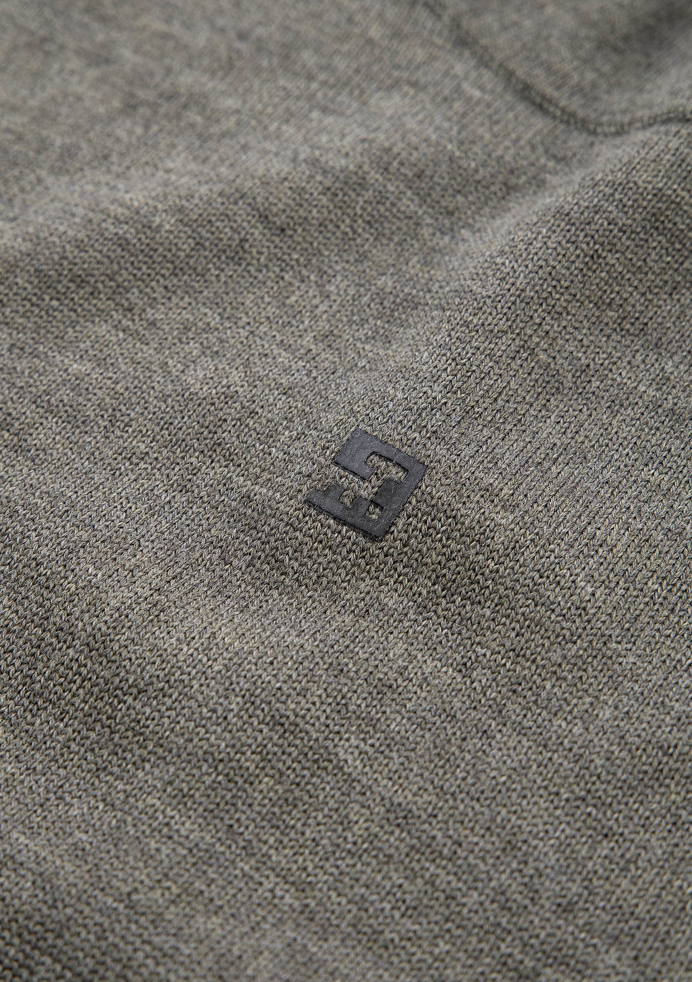 HASSIUM Crewneck Sweater Sm39