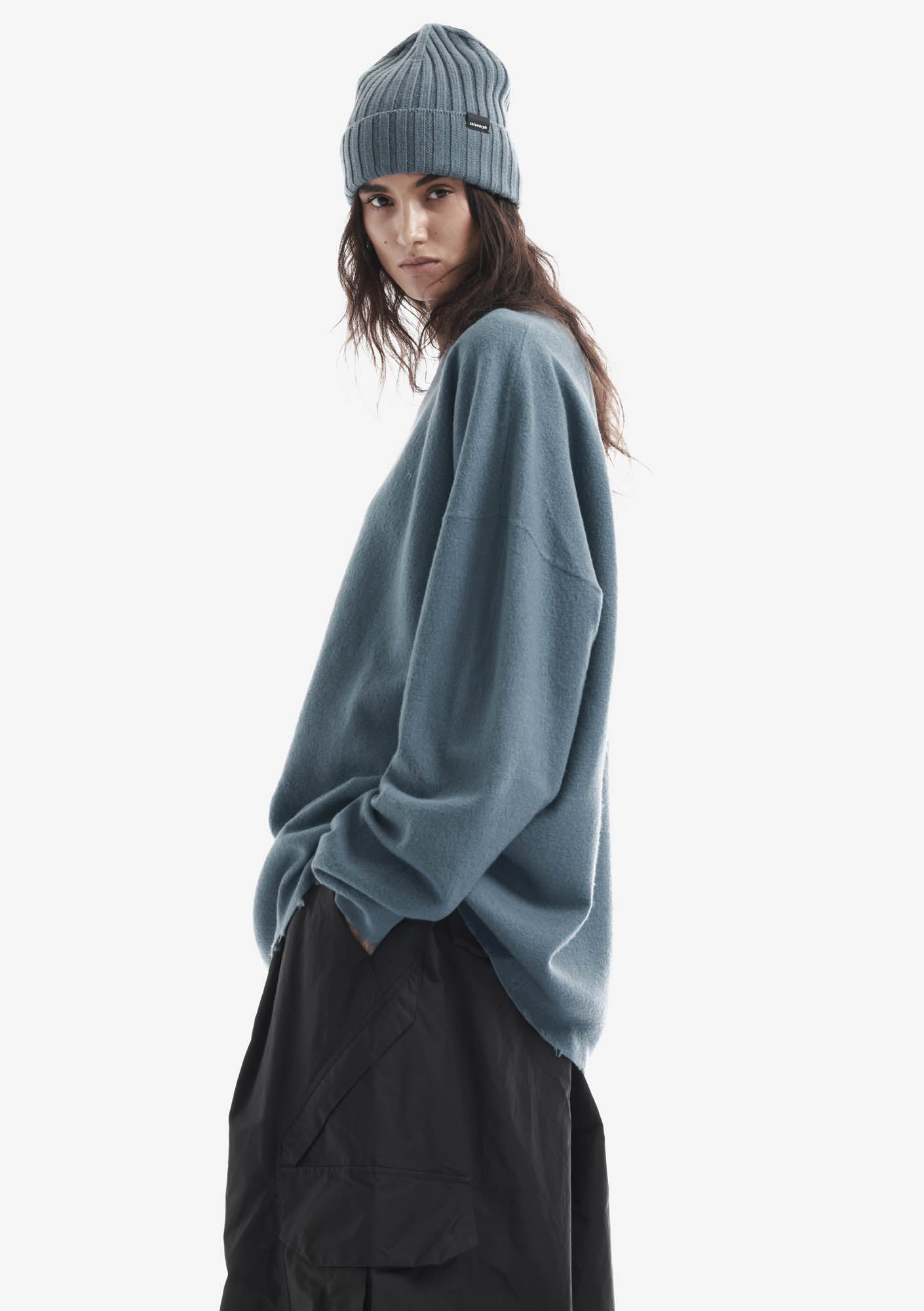 WHALDOZE Wool Sweater Su40