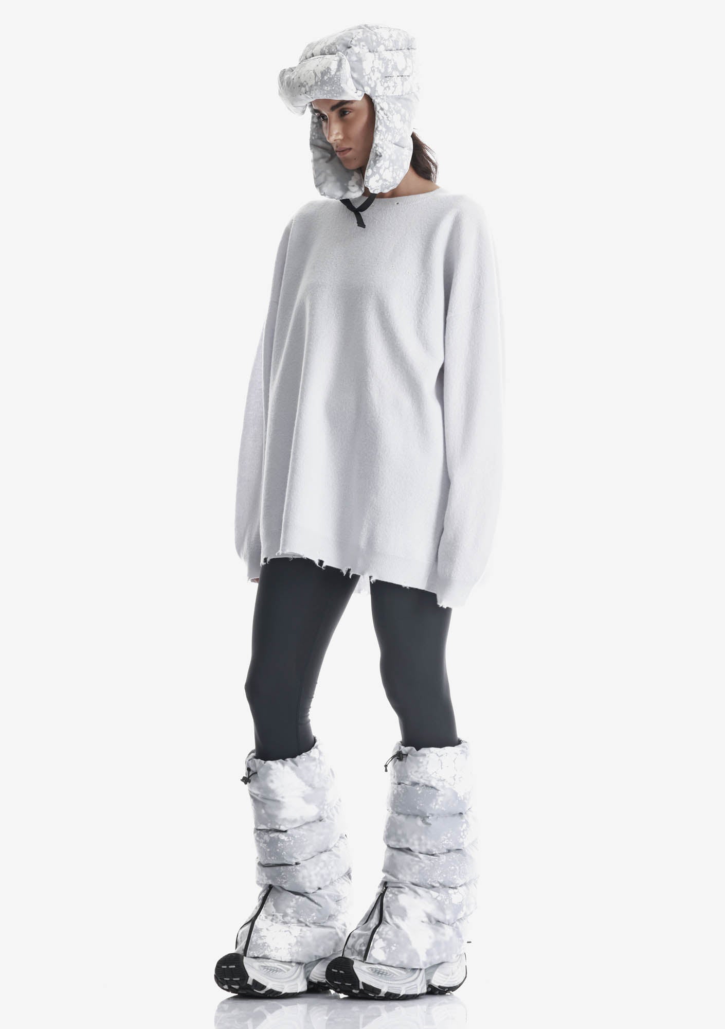 WHALDOZE Wool Sweater Su40