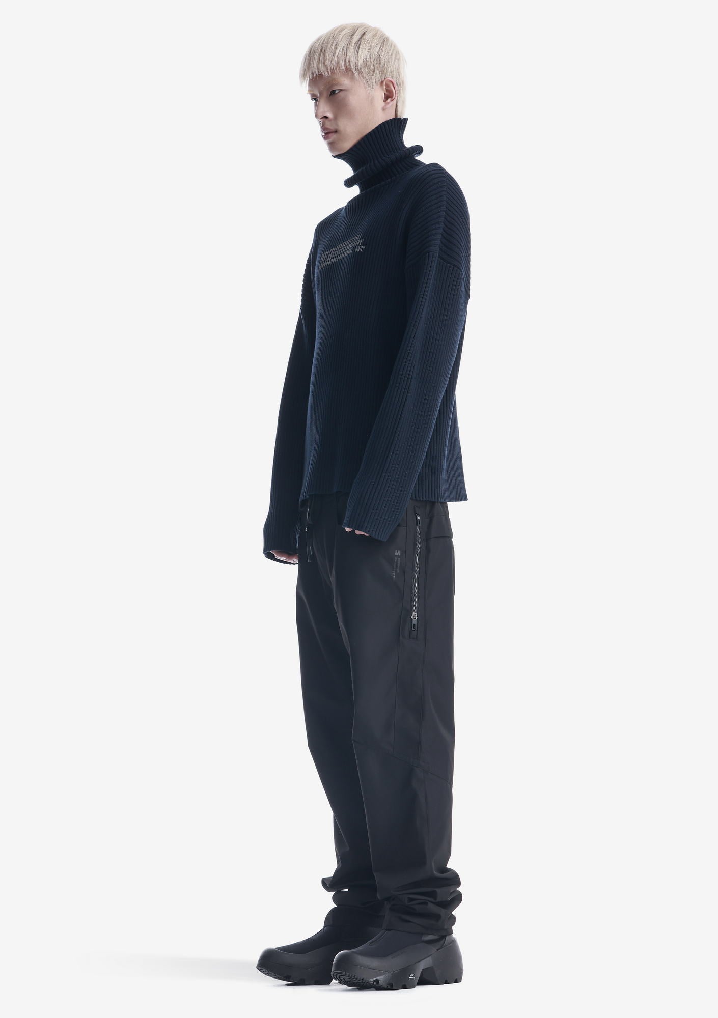 JAXA Cotton Rib Turtleneck Su41