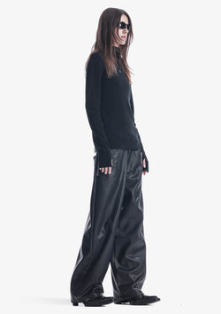 HASSIUM Turtleneck Knit Sweatshirt Sw42