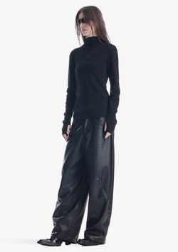 HASSIUM Turtleneck Knit Sweatshirt Sw42