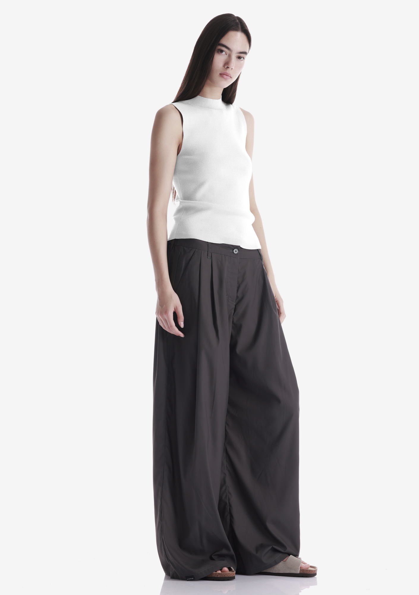 HASSIUM Knitted Top Sw43
