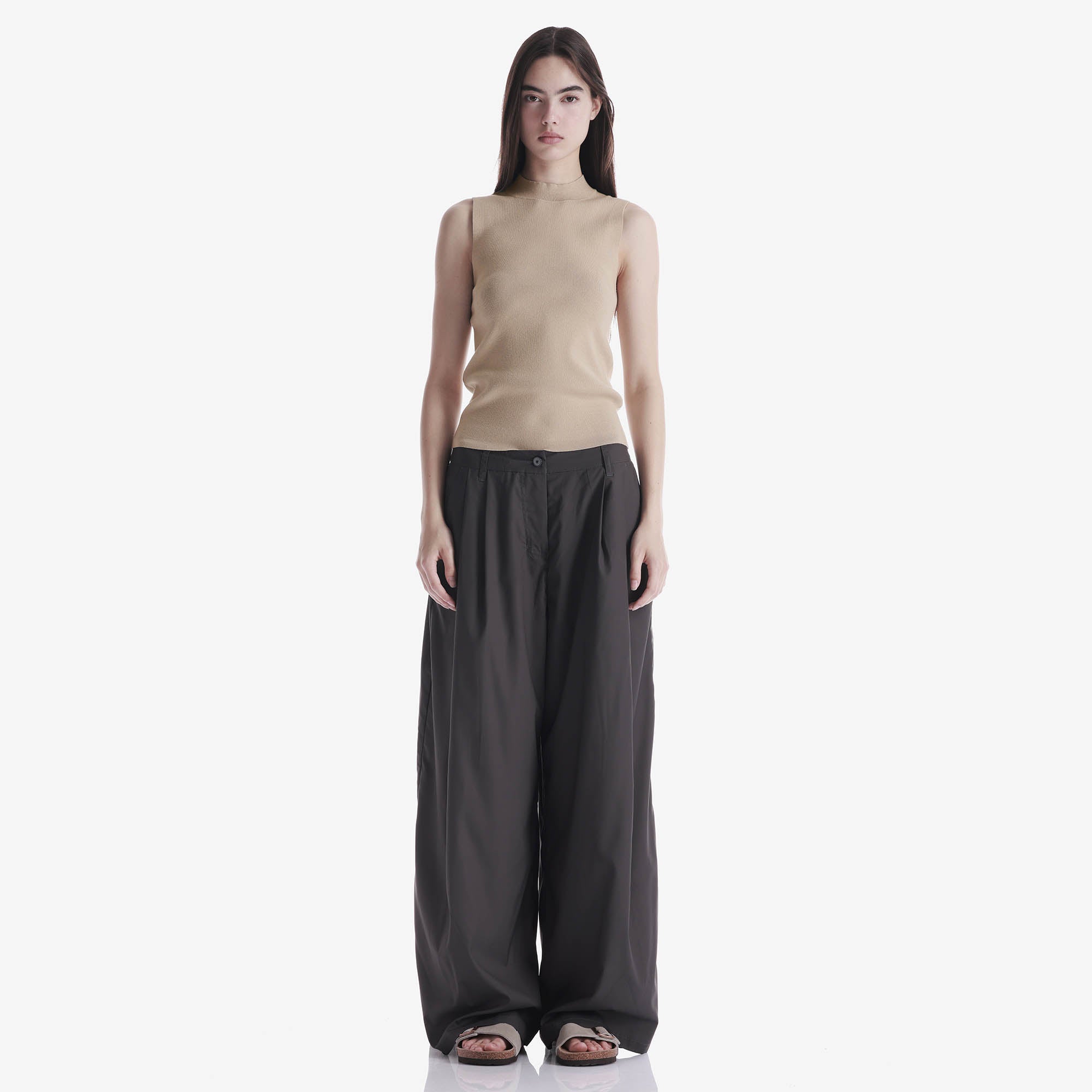 HASSIUM Knitted Top Sw43