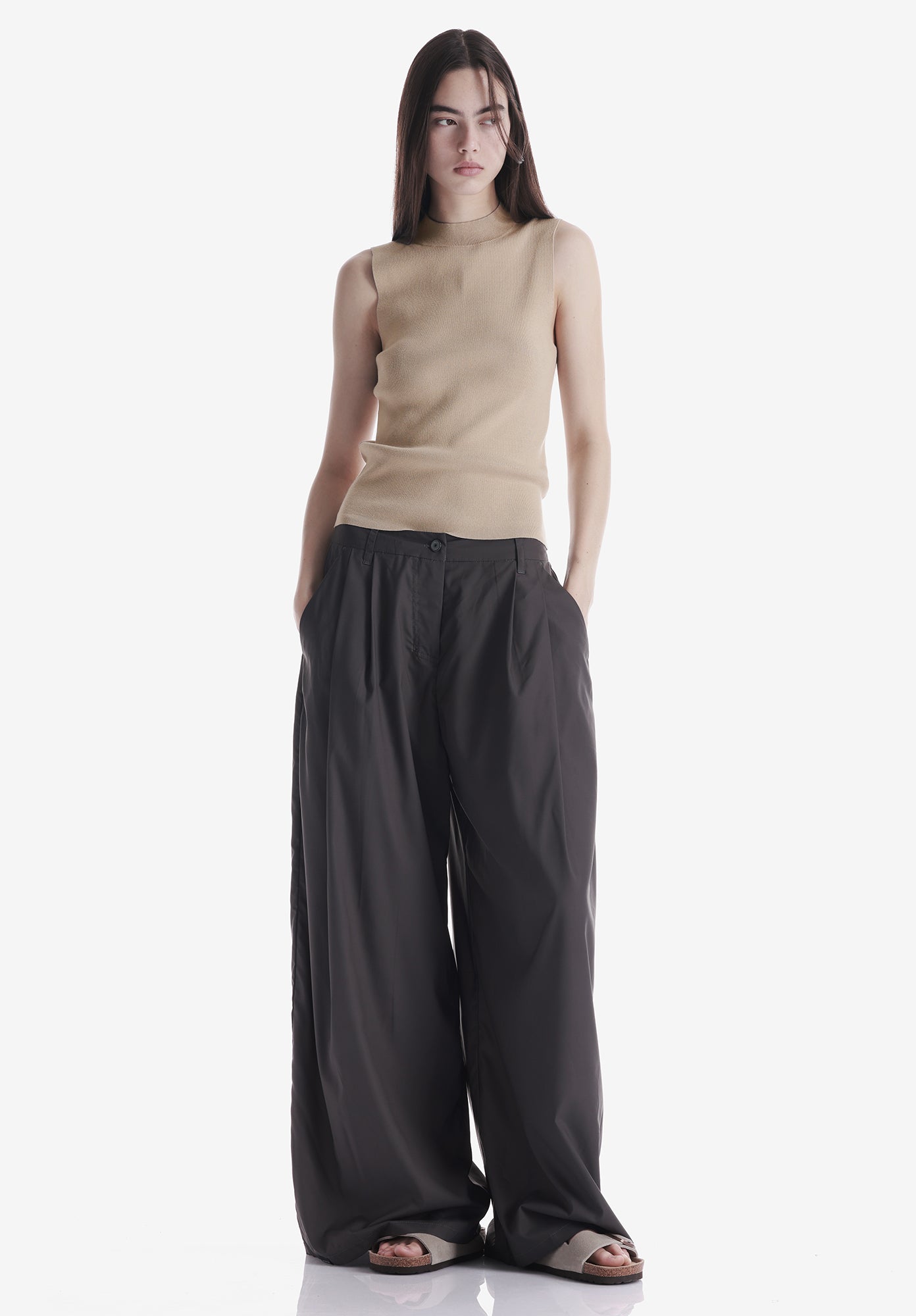 HASSIUM Knitted Top Sw43