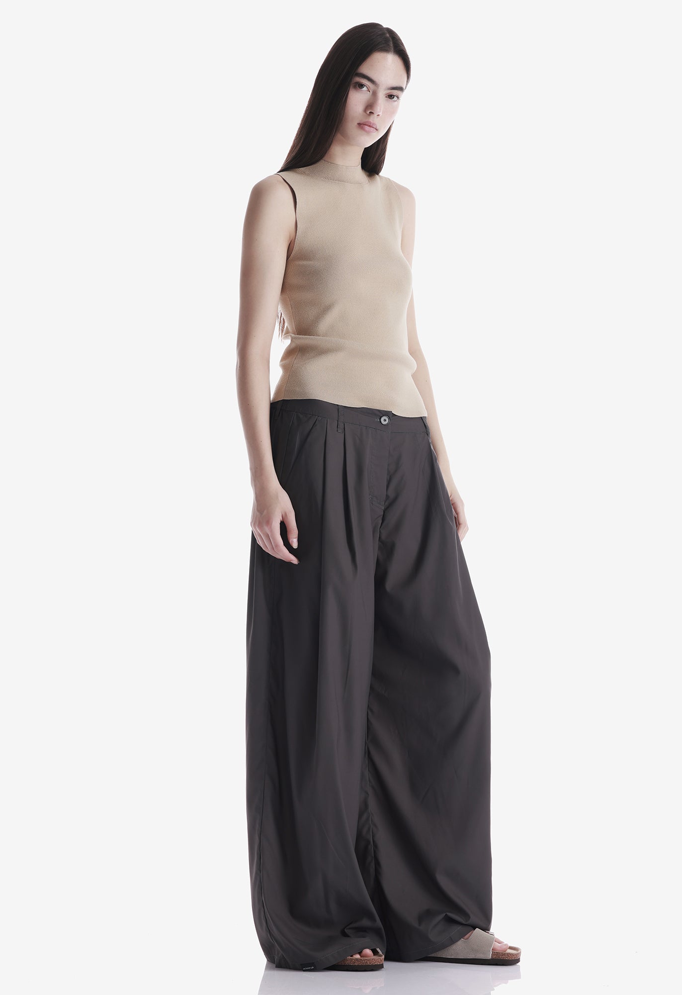 HASSIUM Knitted Top