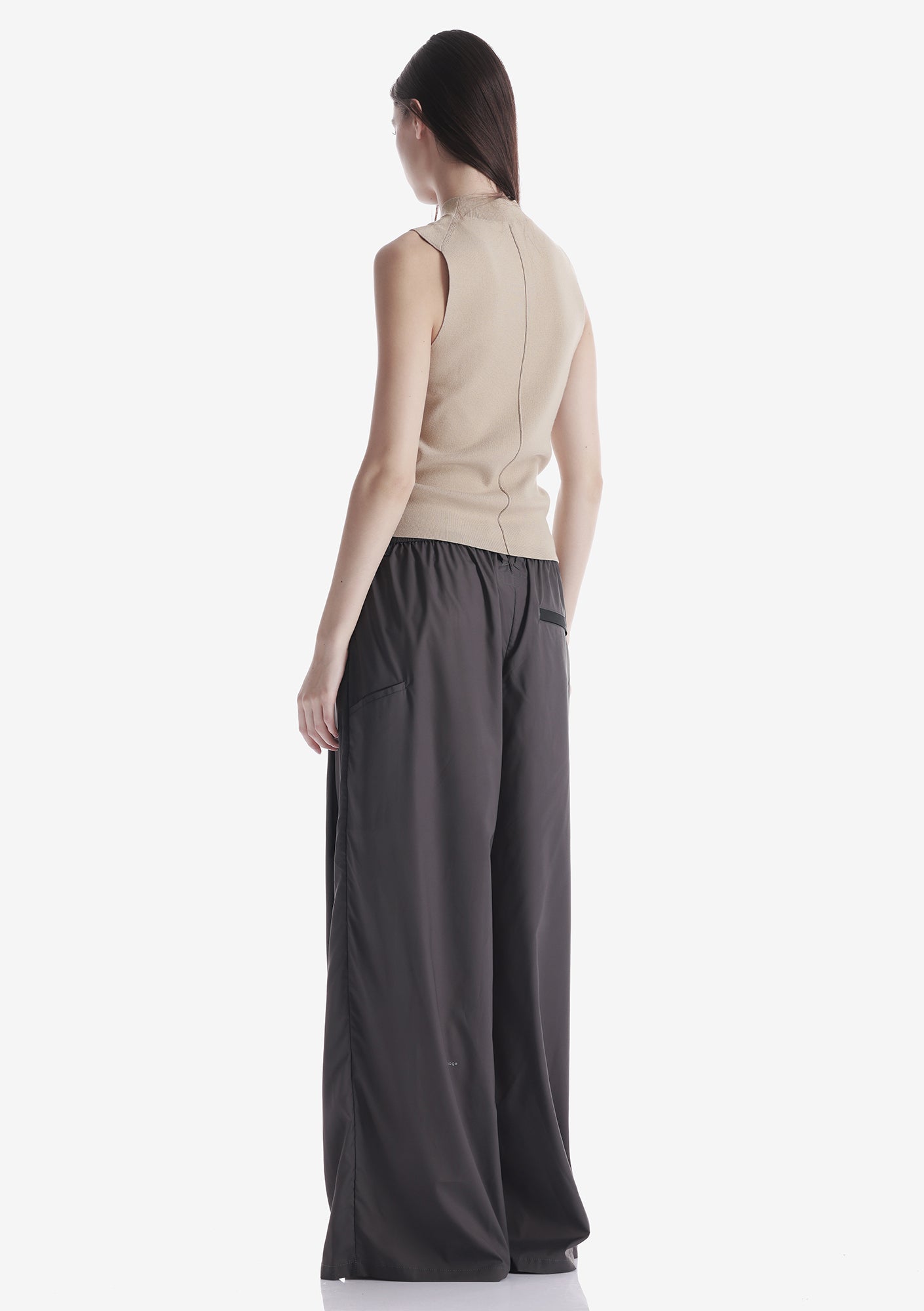 HASSIUM Knitted Top Sw43