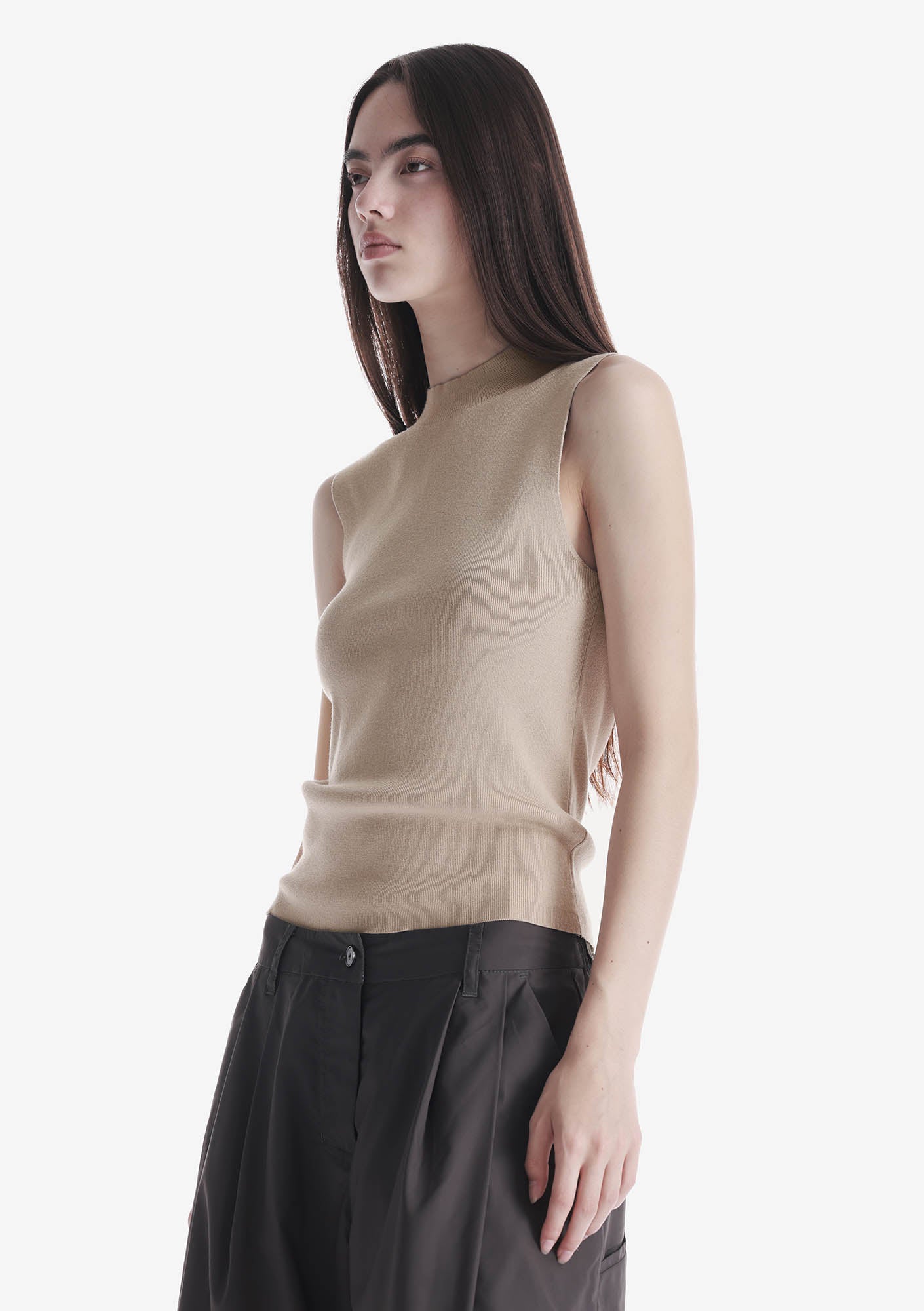 HASSIUM Knitted Top Sw43