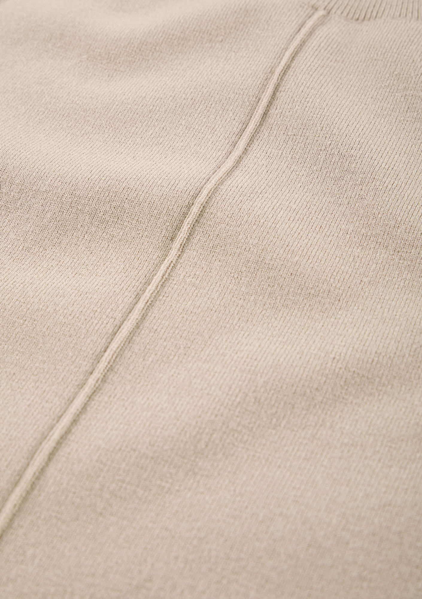 HASSIUM Knitted Top Sw43