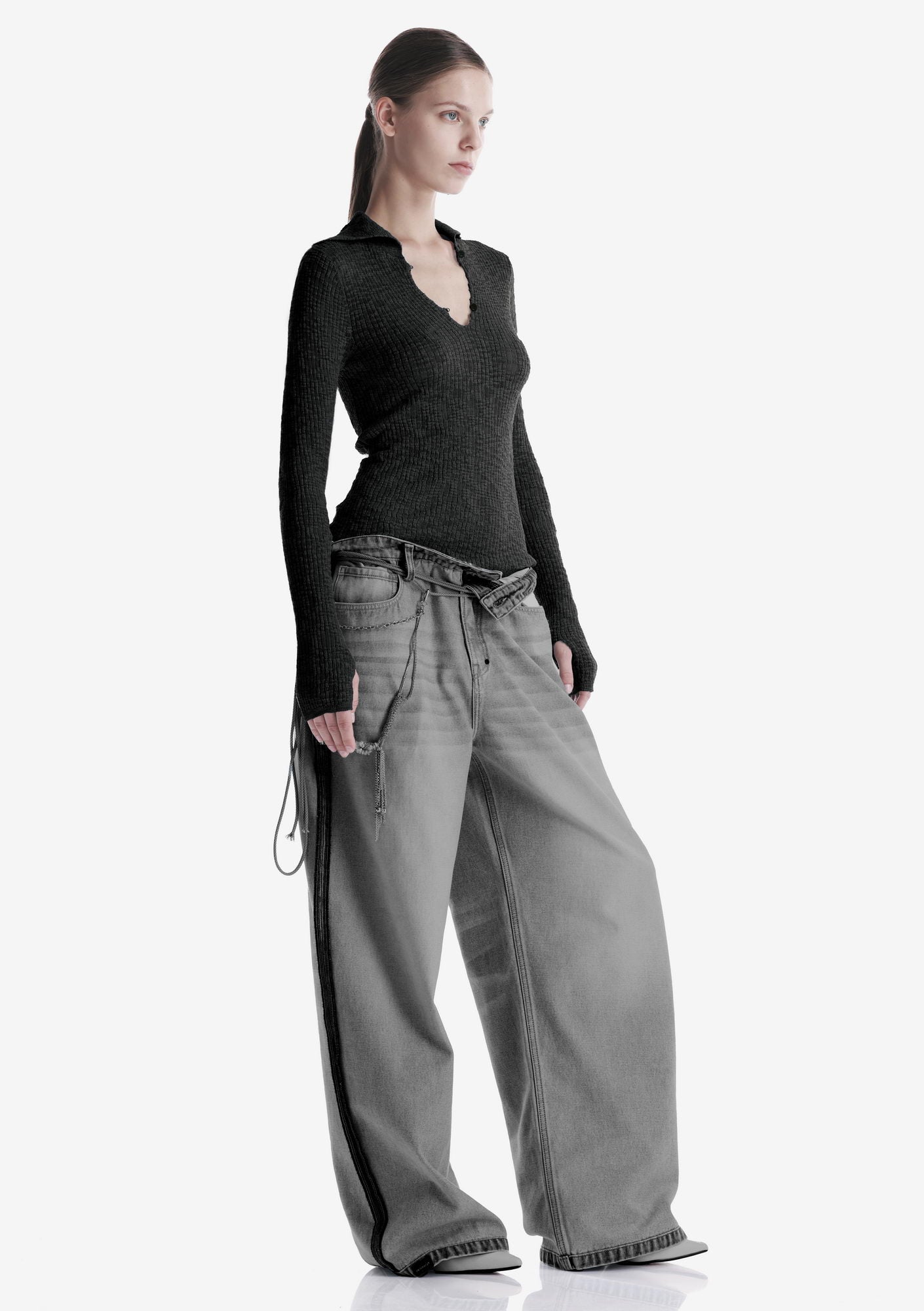 THETA Spread Collar Sweater Sw44