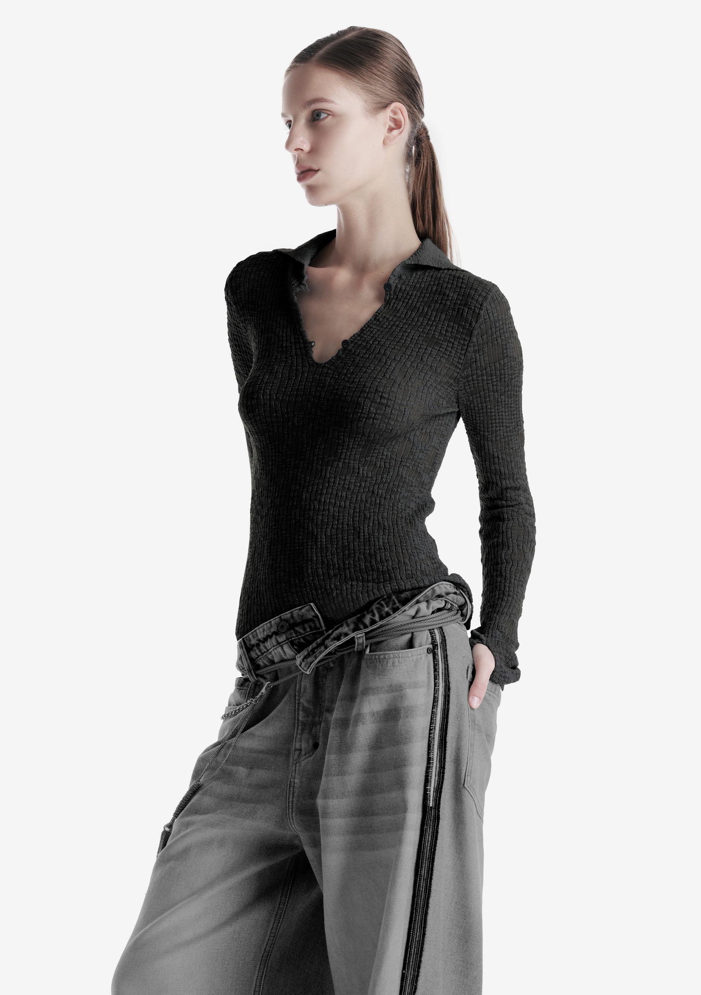 THETA Spread Collar Sweater Sw44