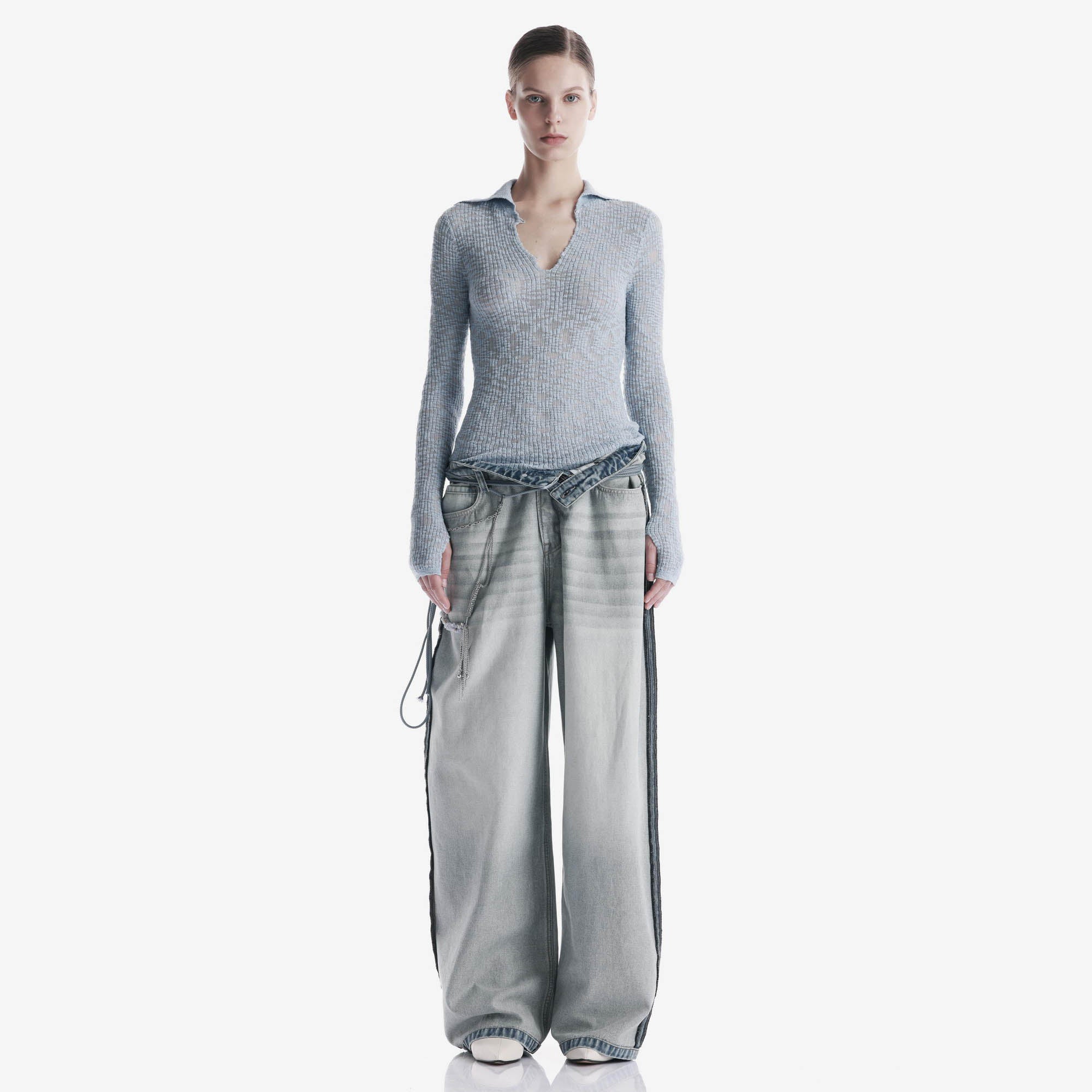 THETA Spread Collar Sweater Sw44