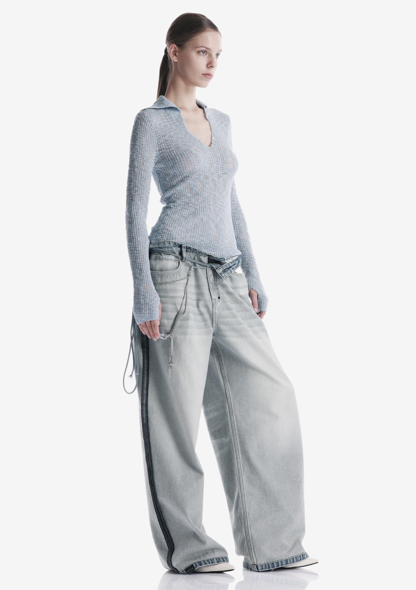 THETA Spread Collar Sweater Sw44