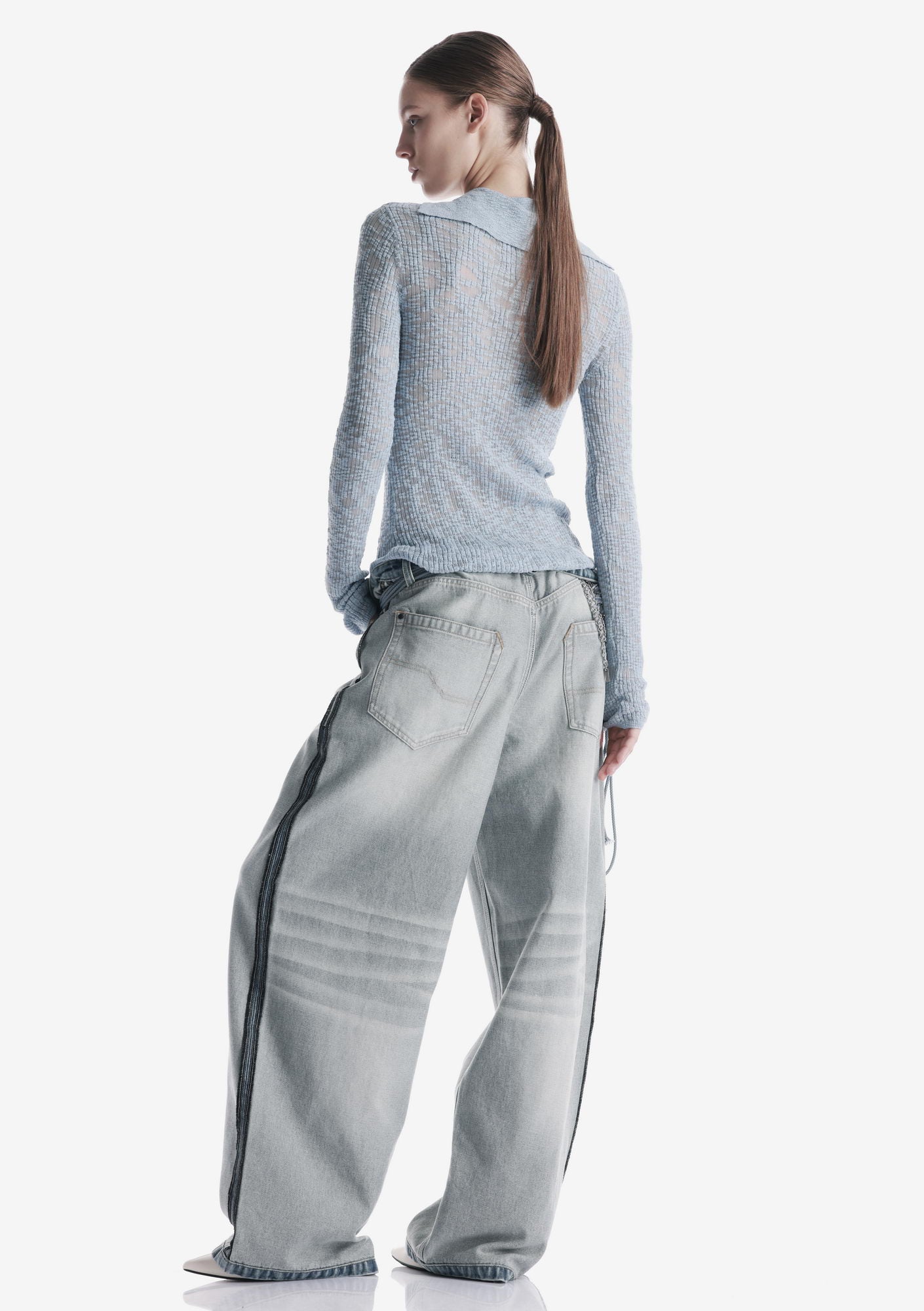 THETA Spread Collar Sweater Sw44