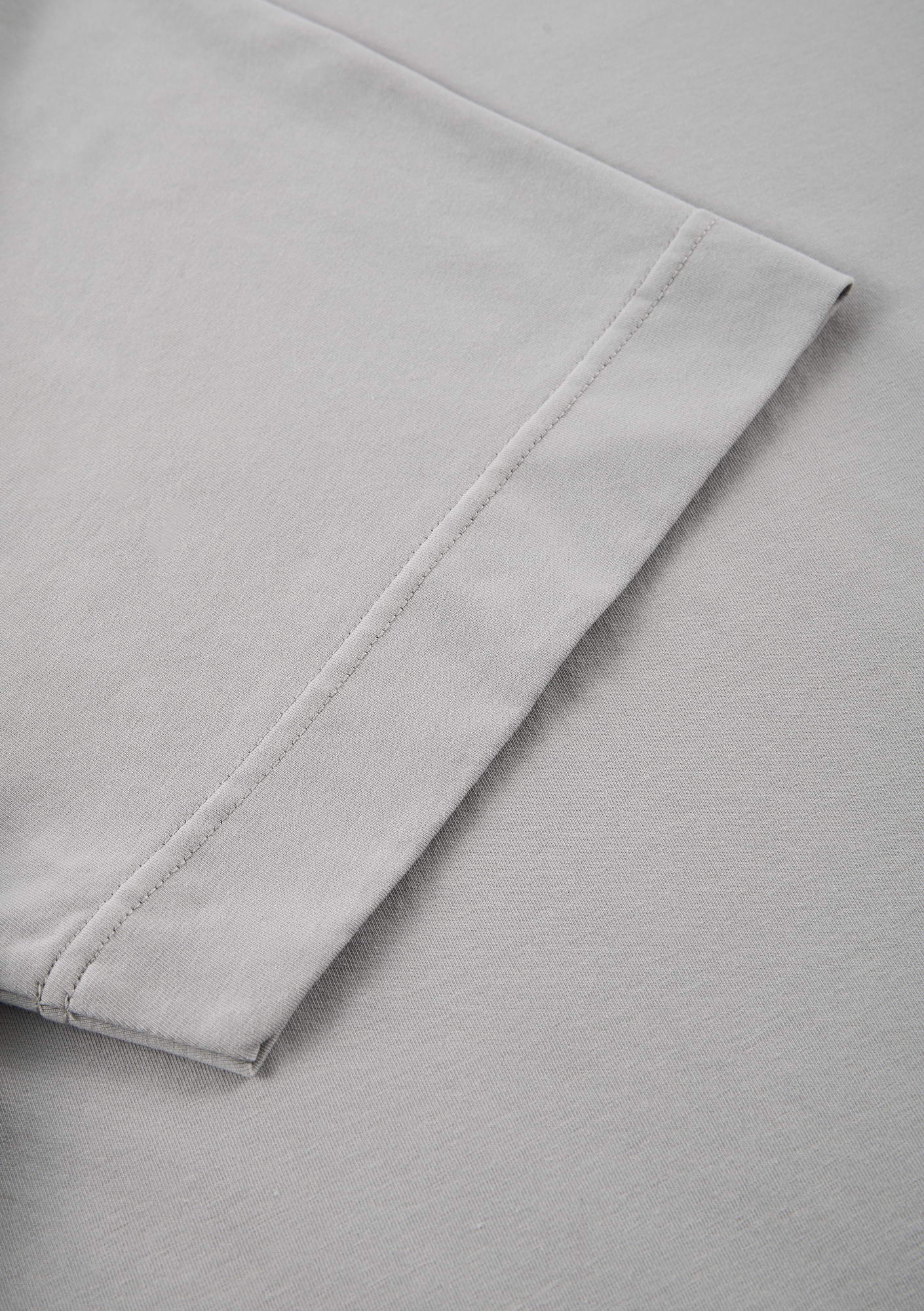 Tonal Logo  T-Shirt Tm141