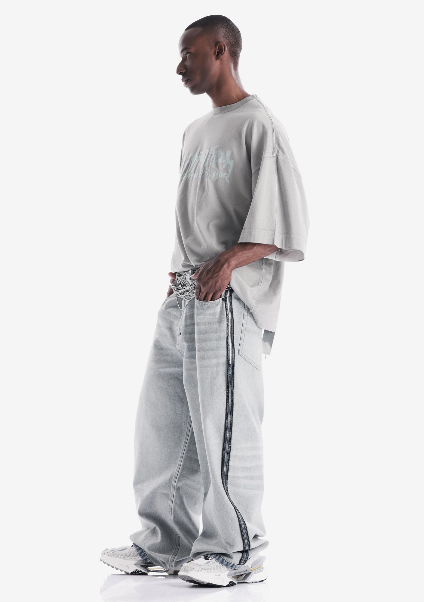 Basic Logo Loose Fit  T-Shirt Tm142