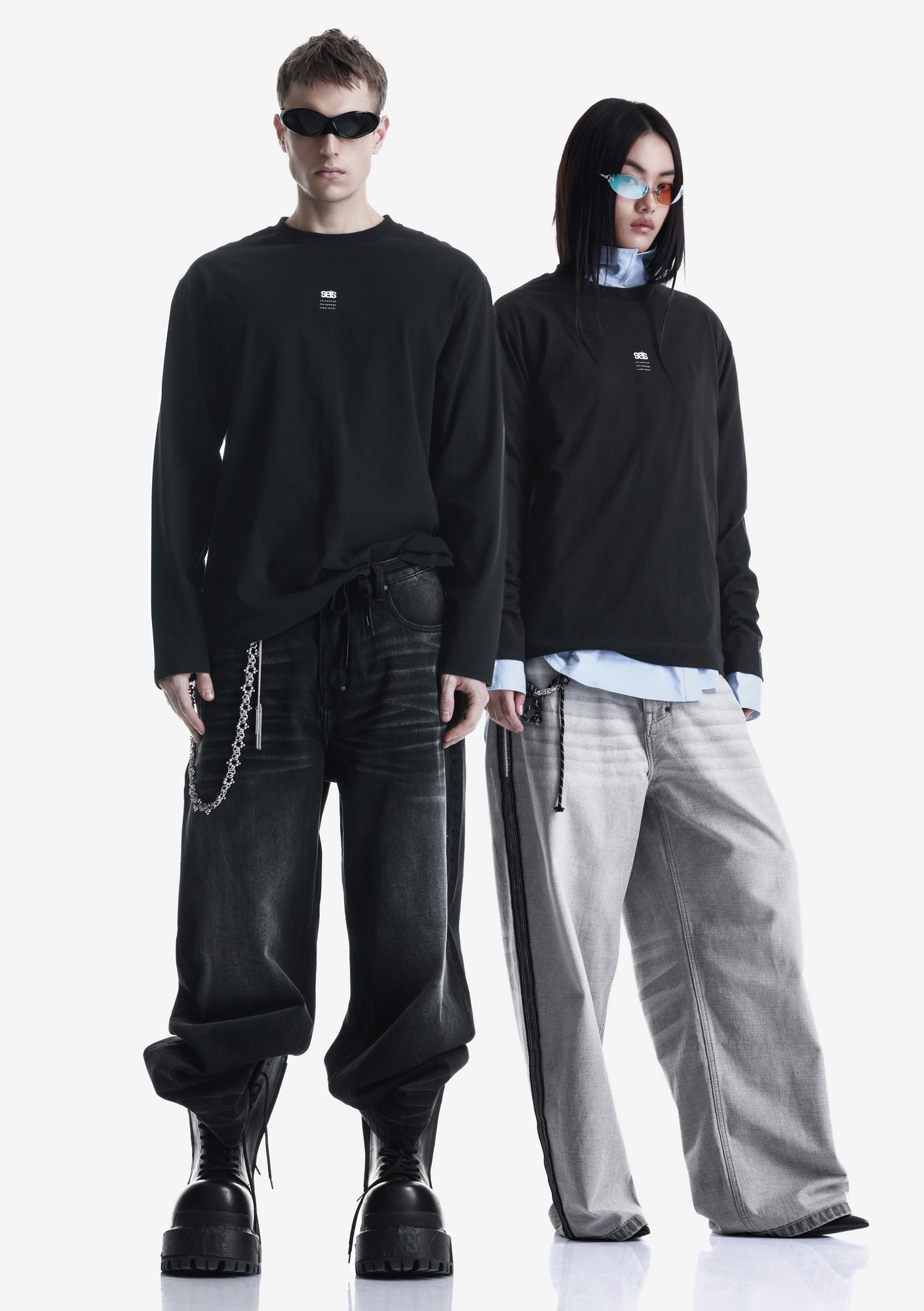 Tonal Logo Longsleeve T-Shirt Tu125